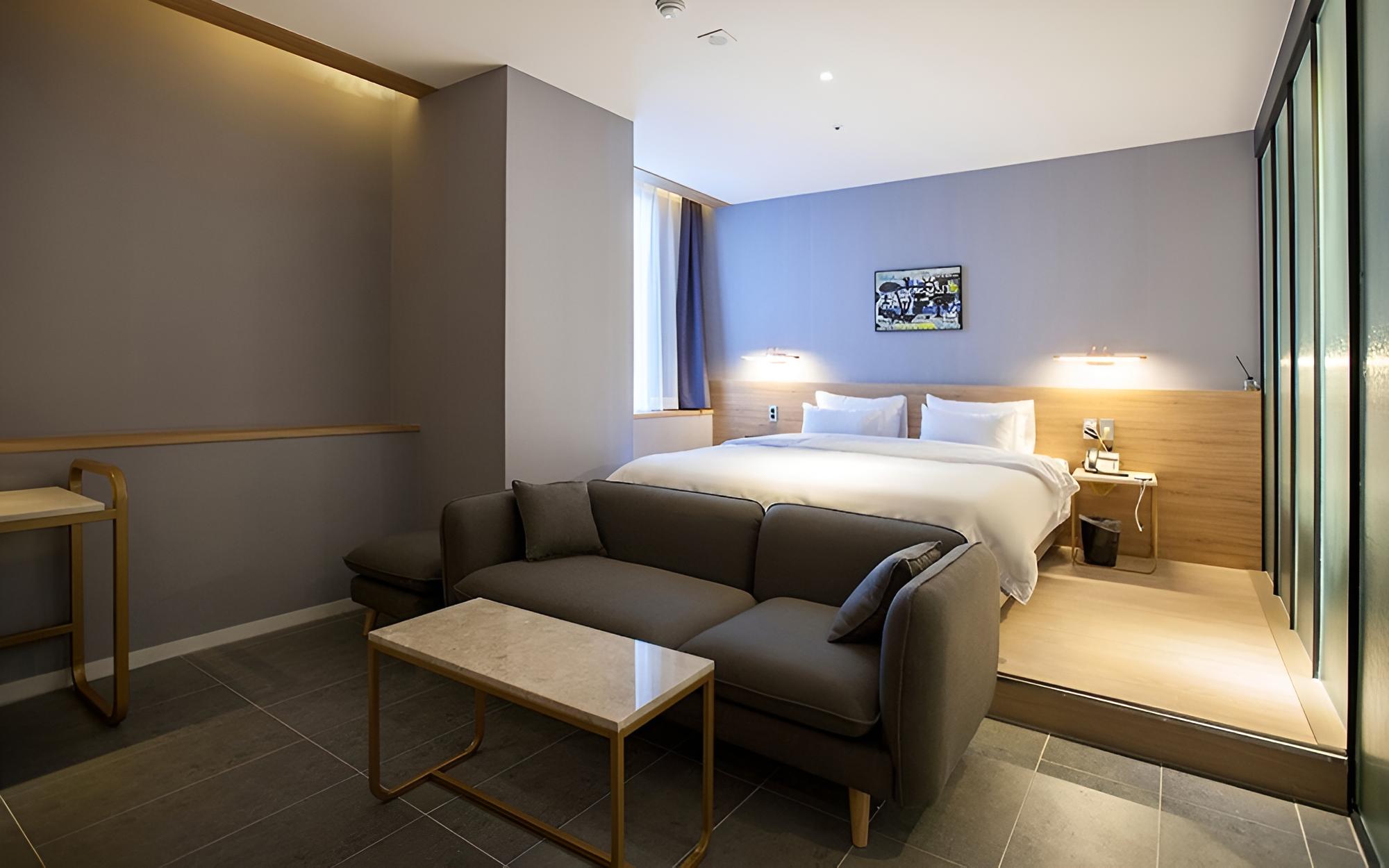 Room (Suite (Breakfast 12 pyeong Styler Gui)