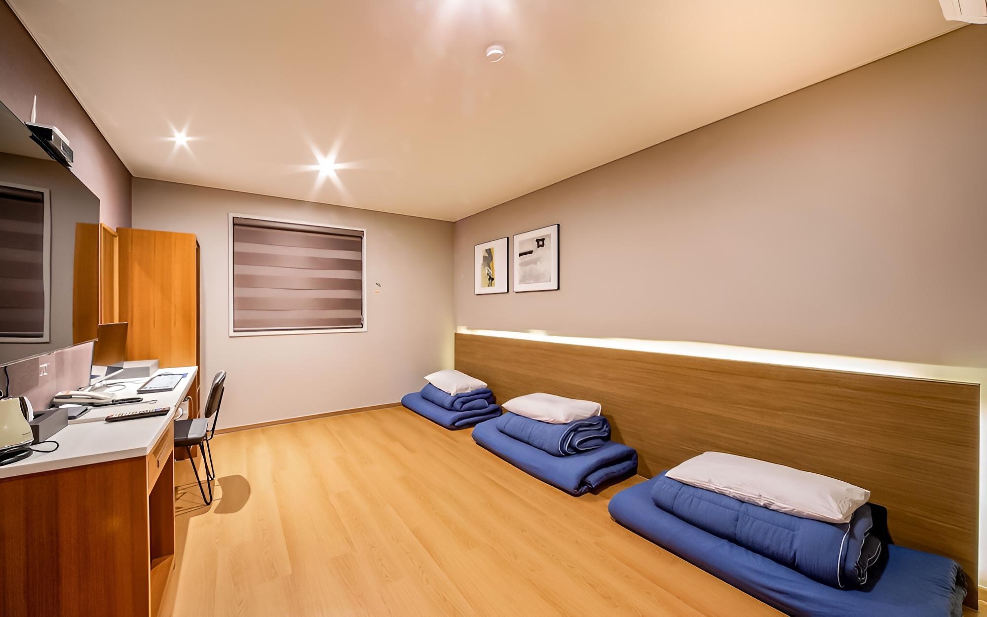 Room (Ondol (OTT))
