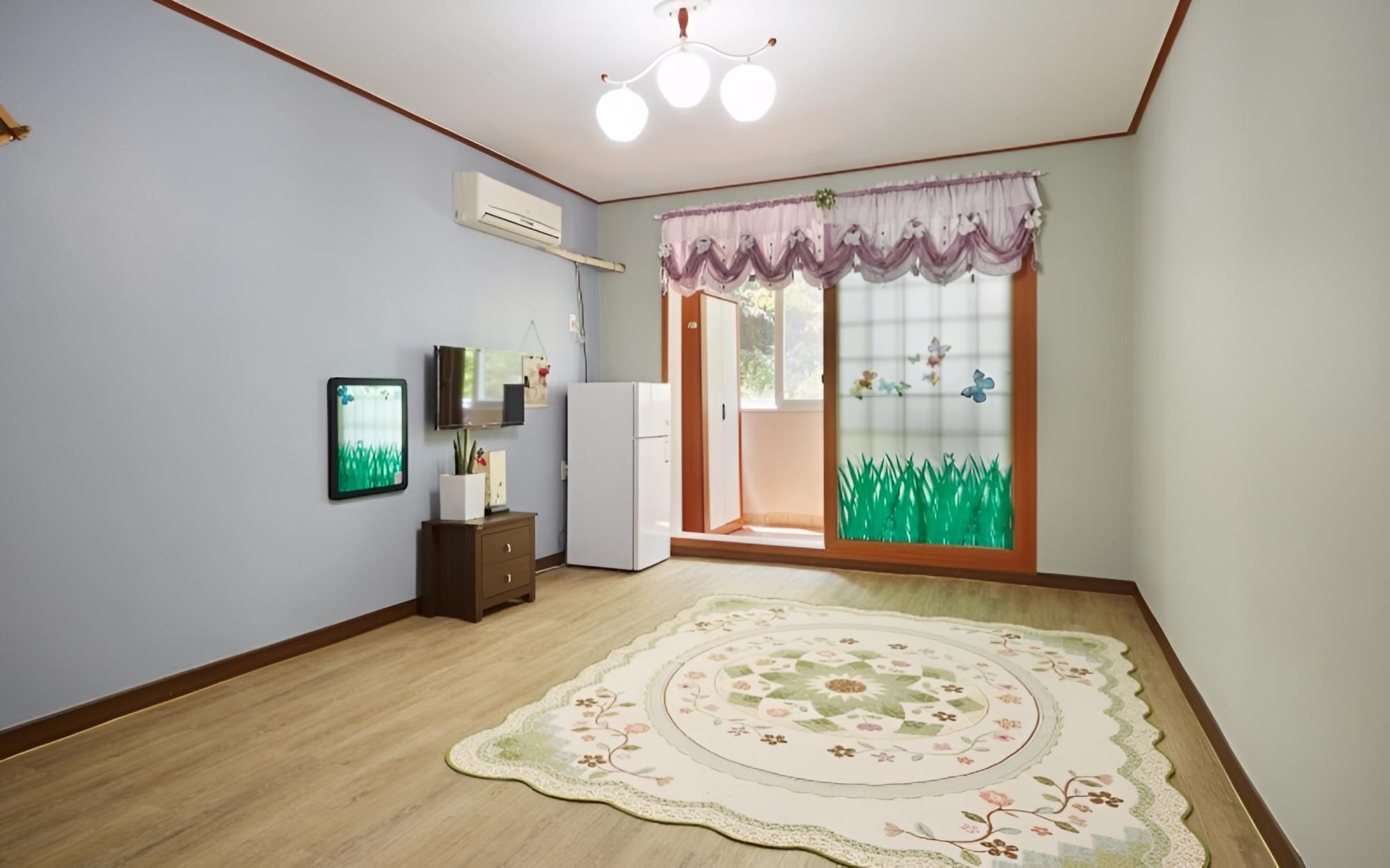 Room (105 Ondol)