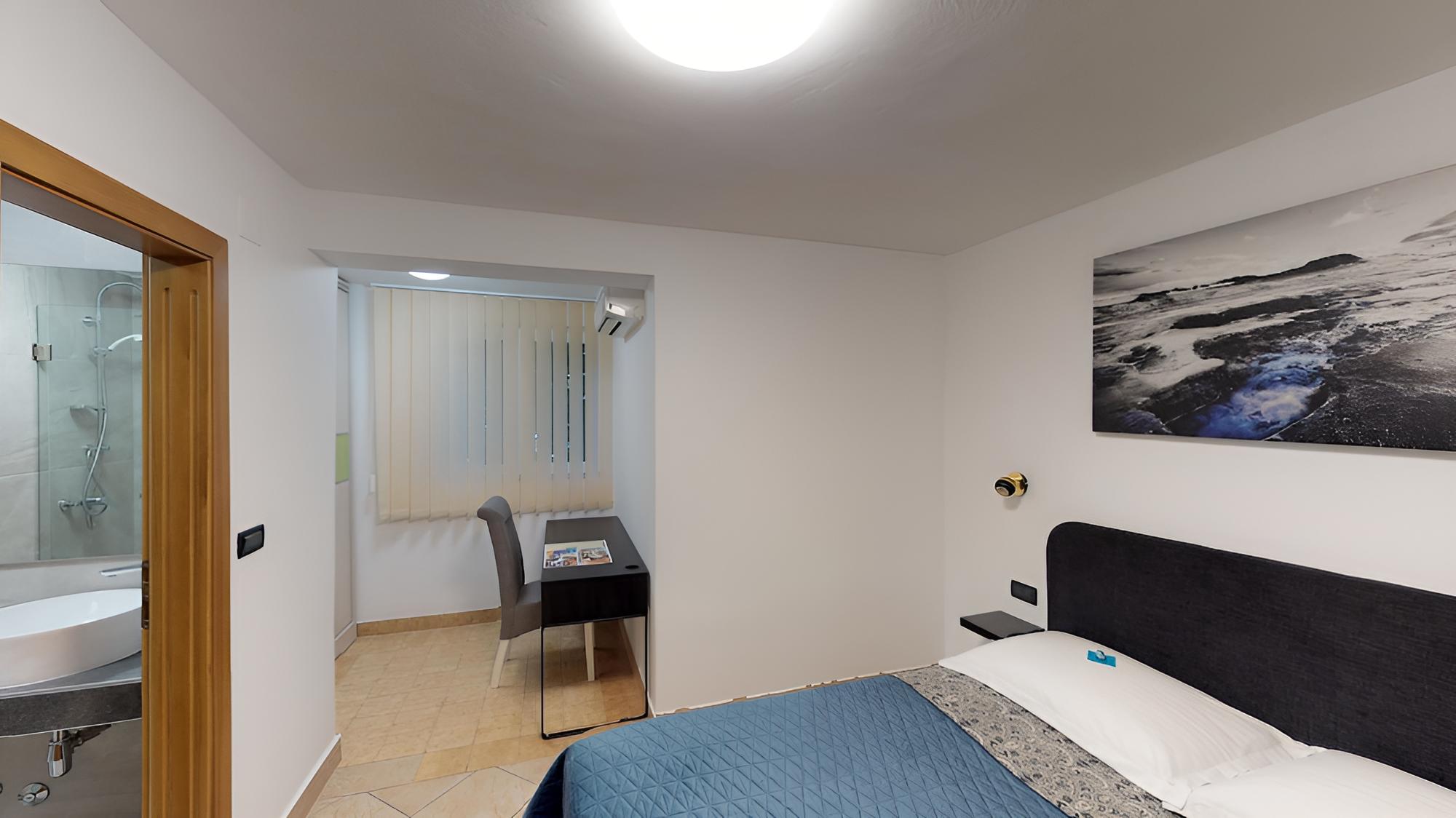 Double Room photo 2