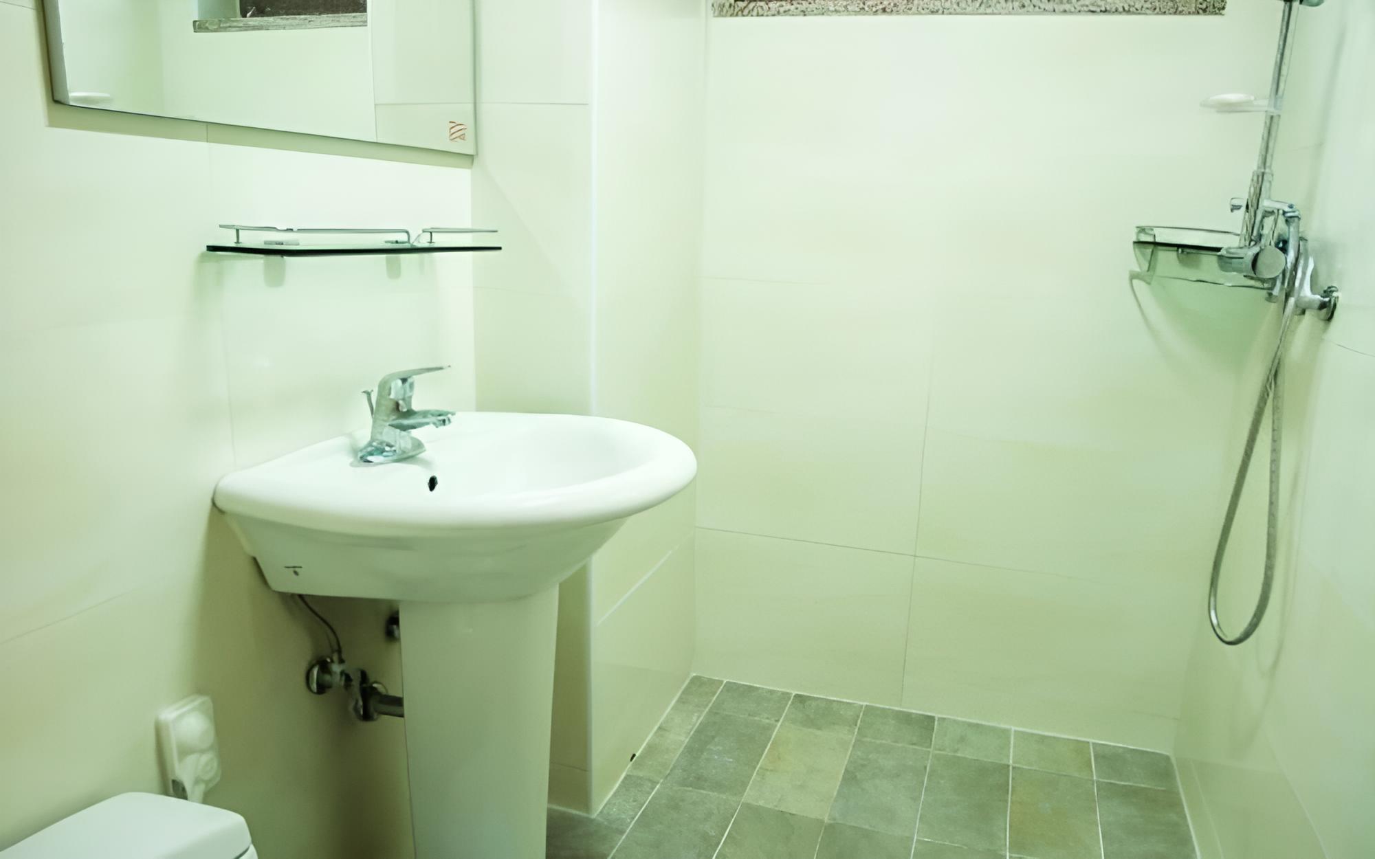 Room (A 101 (multiple floors no terraces)) - Photo 1