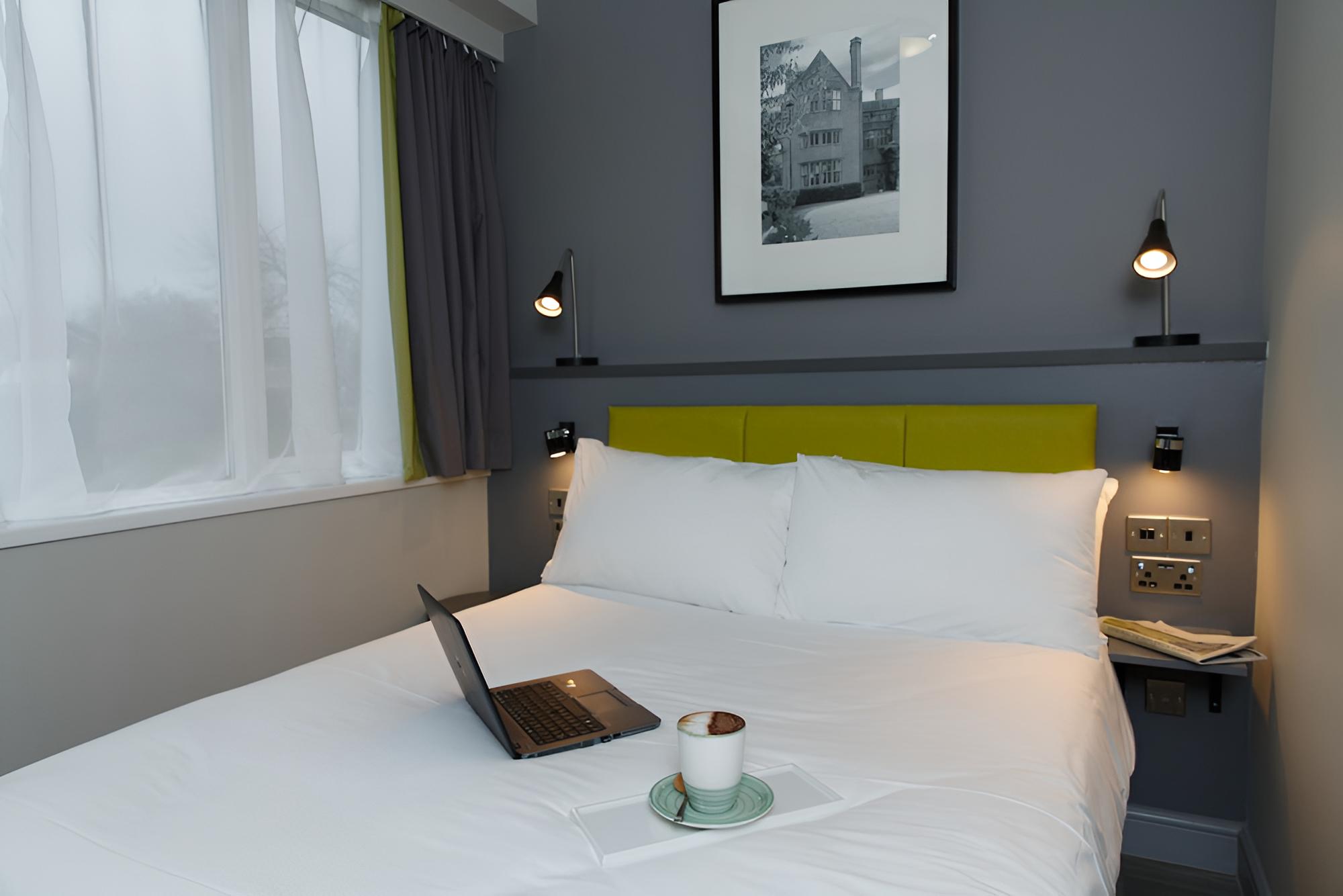Standard Double Room photo 2