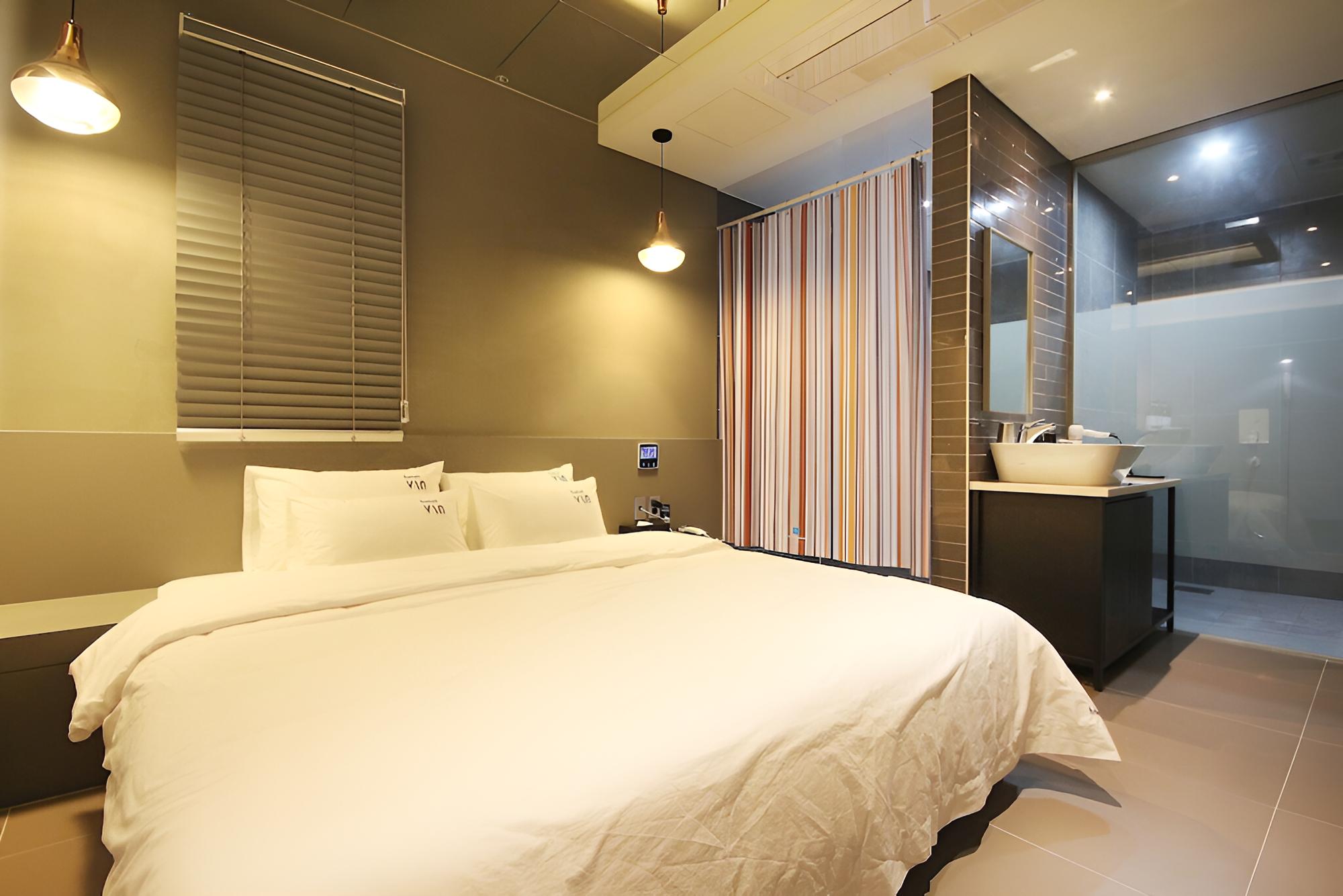 Room (VIN room (1 room 1 parking unmanned d)