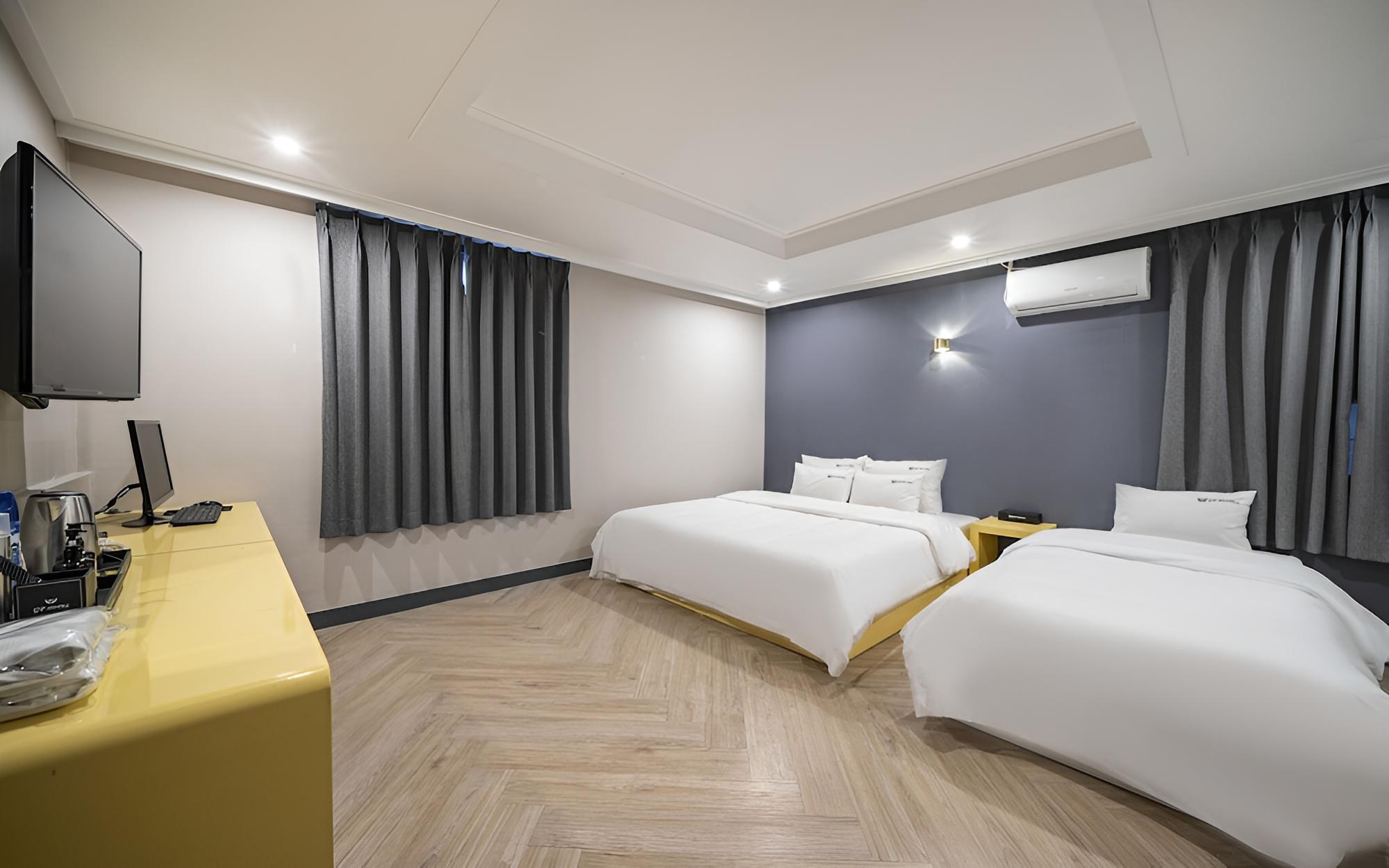 Room (Vip twin) - Photo 1