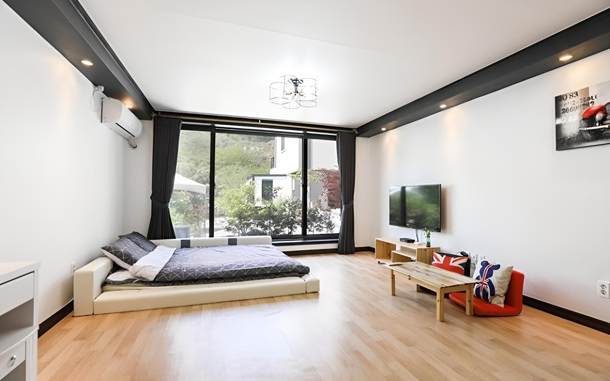 Room (Rabbit) photo 3