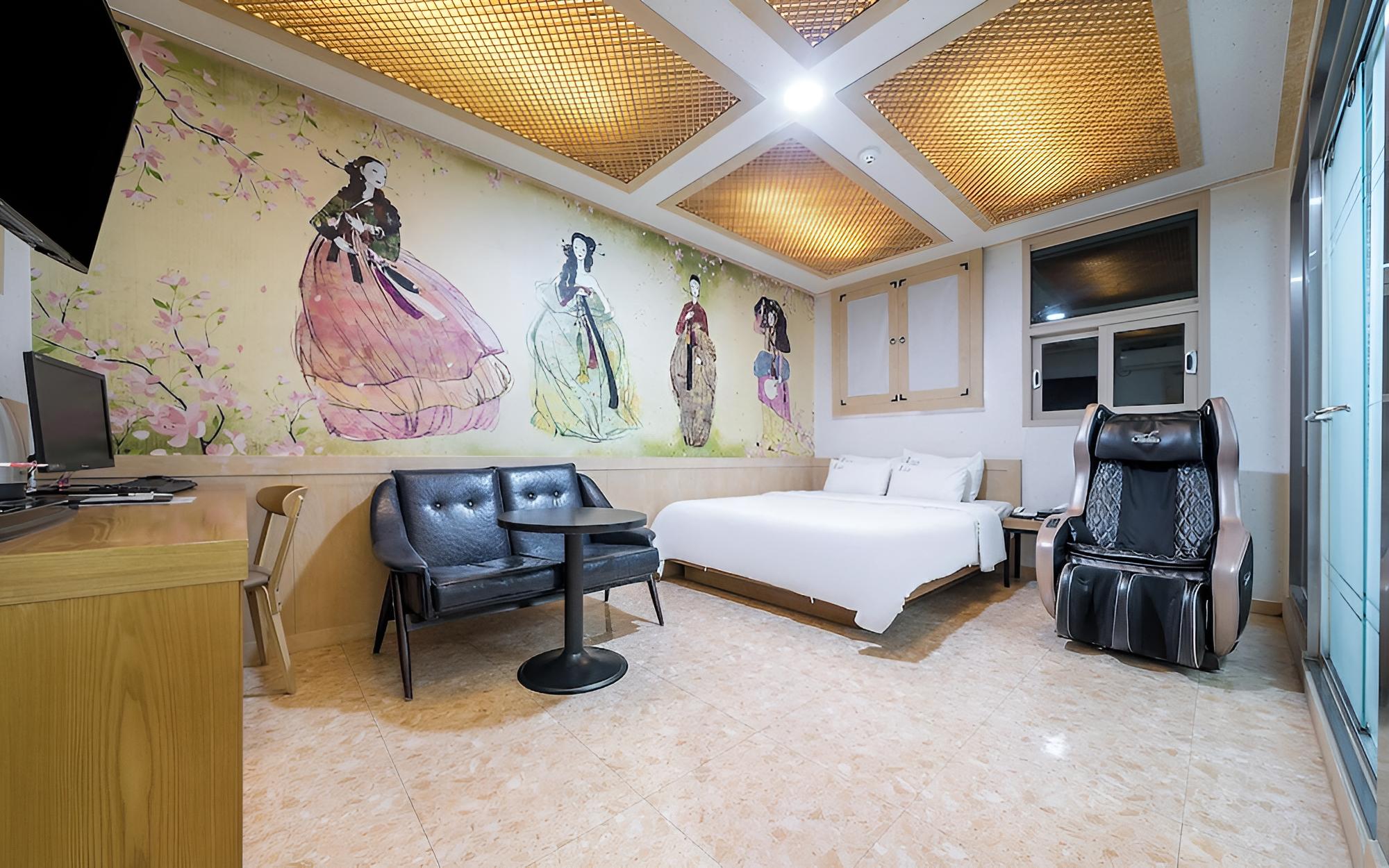 Room (Premium non-smoking room (electronic )