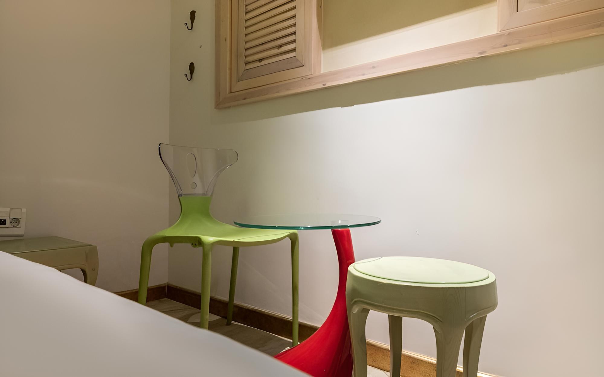 Room (Standard walk-in special (no parking ) - Photo 8