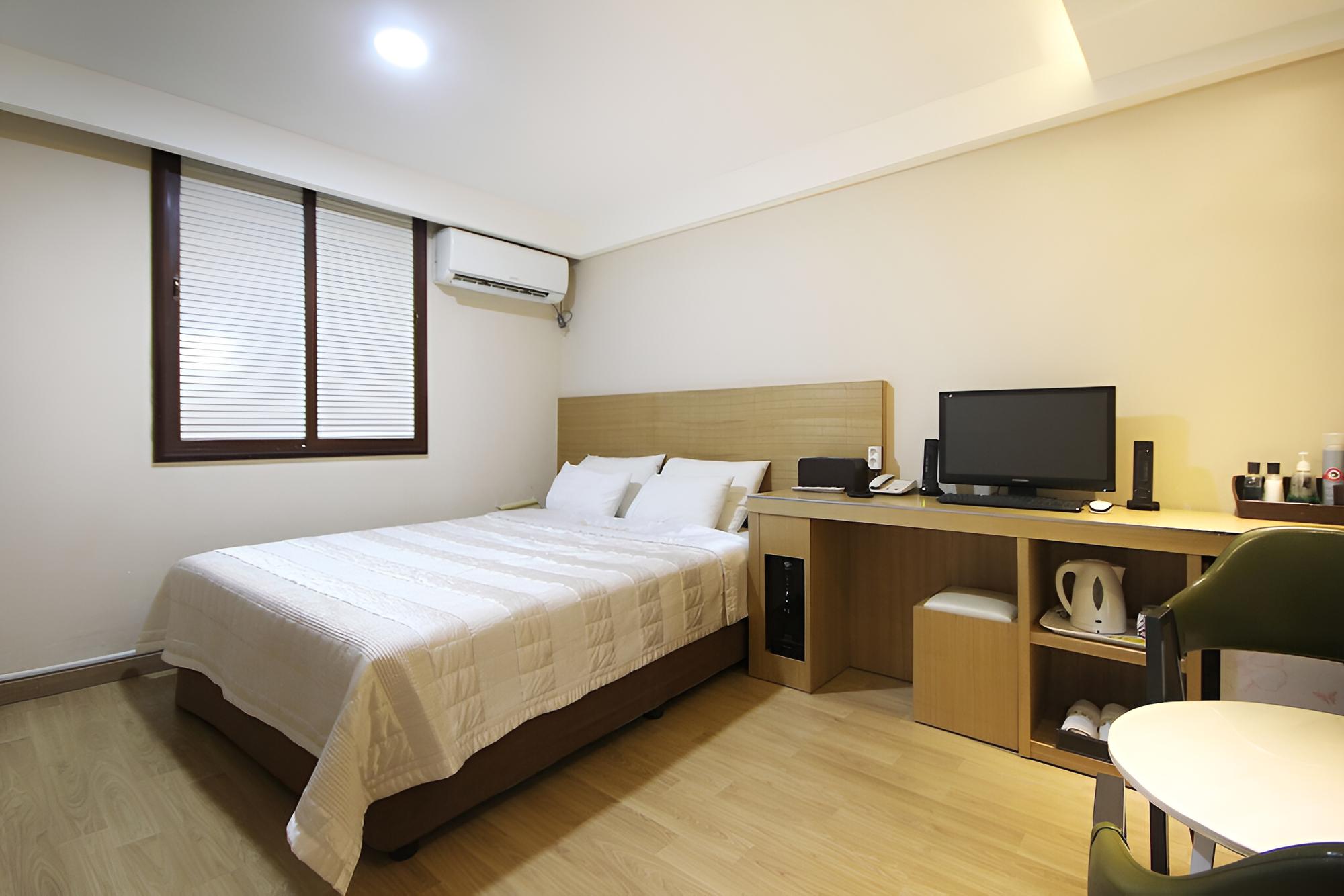 Room (Semi Room) photo 2