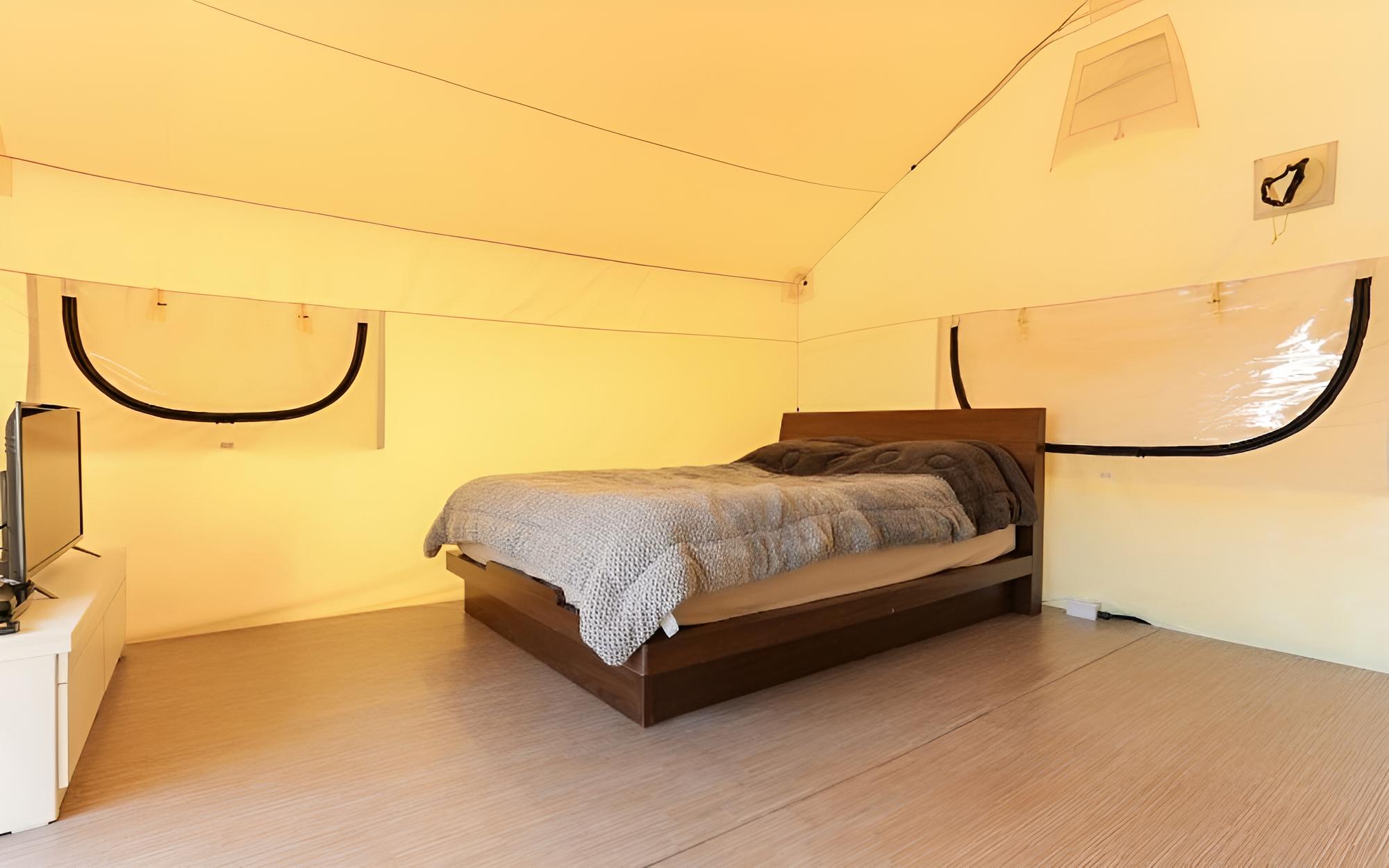 Room (Moonlight Room 3)
