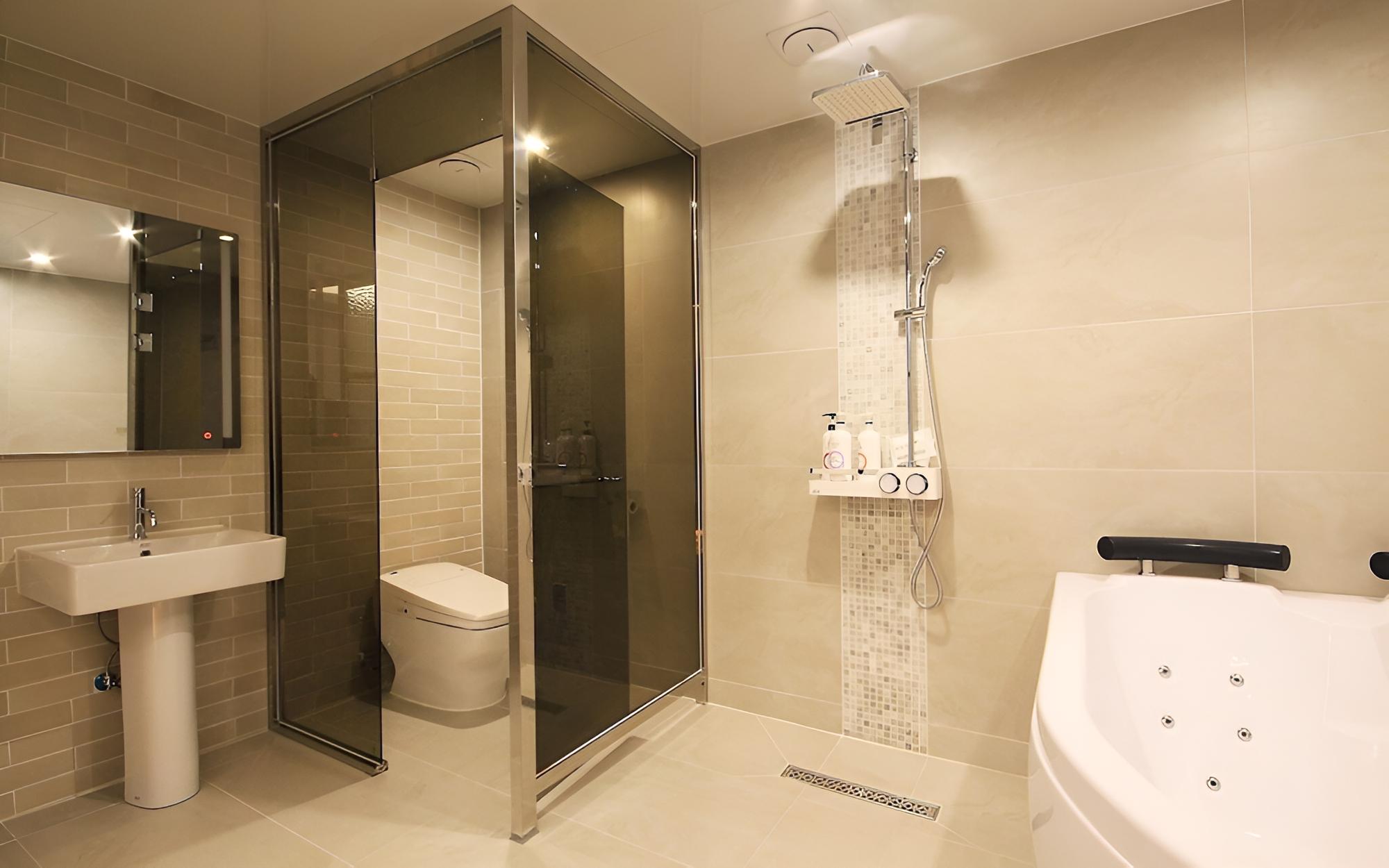 Room (Suite Room(Breakfast included Couple )