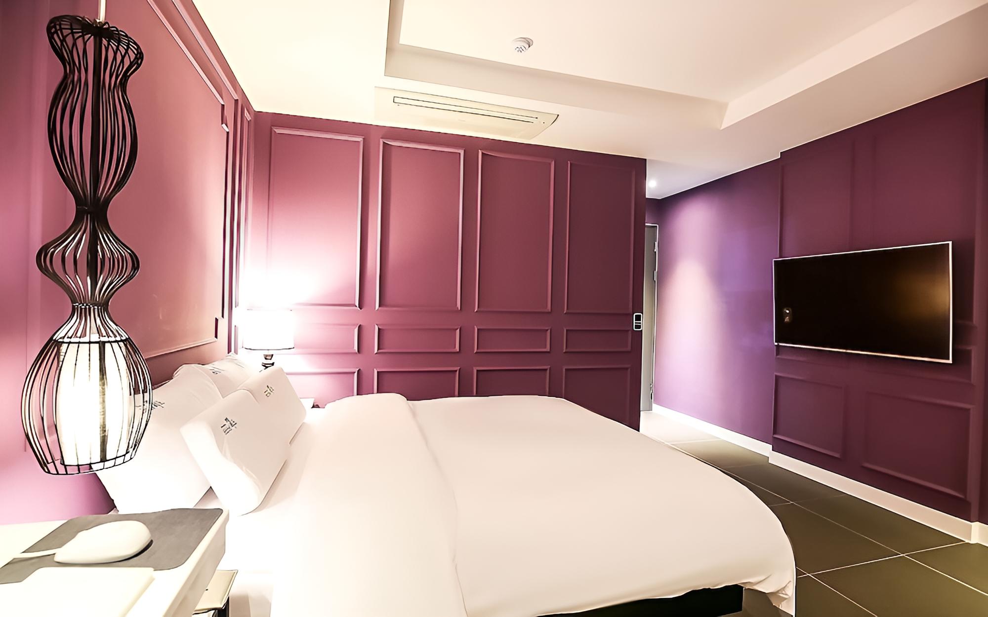 Room (Deluxe (up to KRW 5000 discount when ) - Photo 13