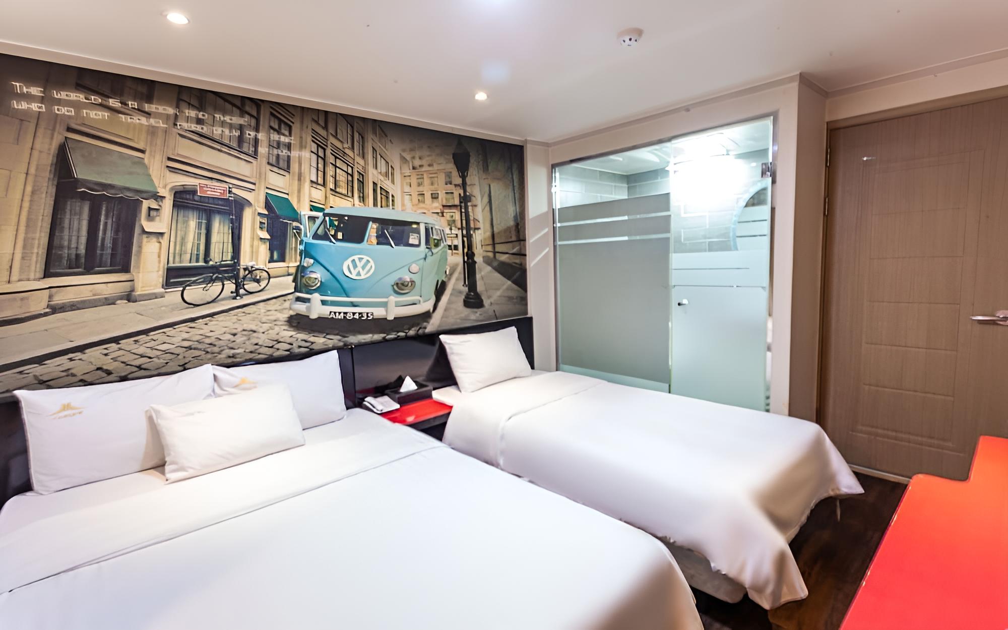 Room (Hinoki Twin Room (Netflix Available)) photo 2