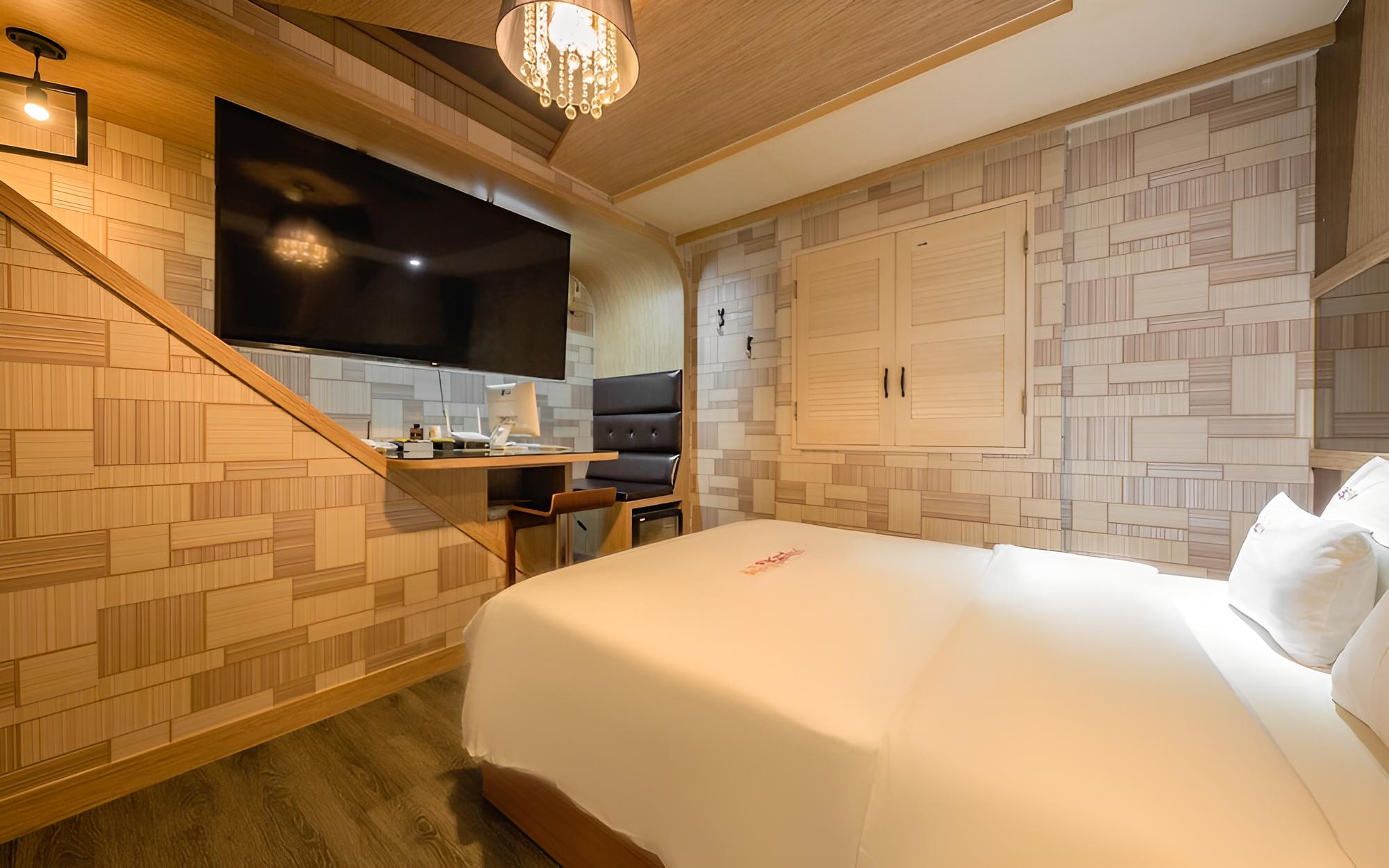Room (Massage Spa C - Today's specials inqu) photo 3