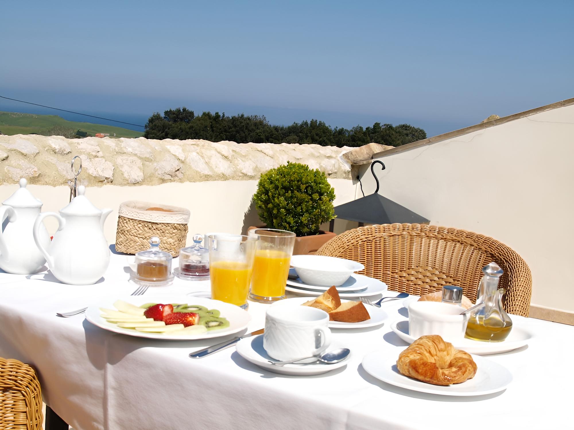 Elite Suite, 1 King Bed, Sea View, Sea Facing