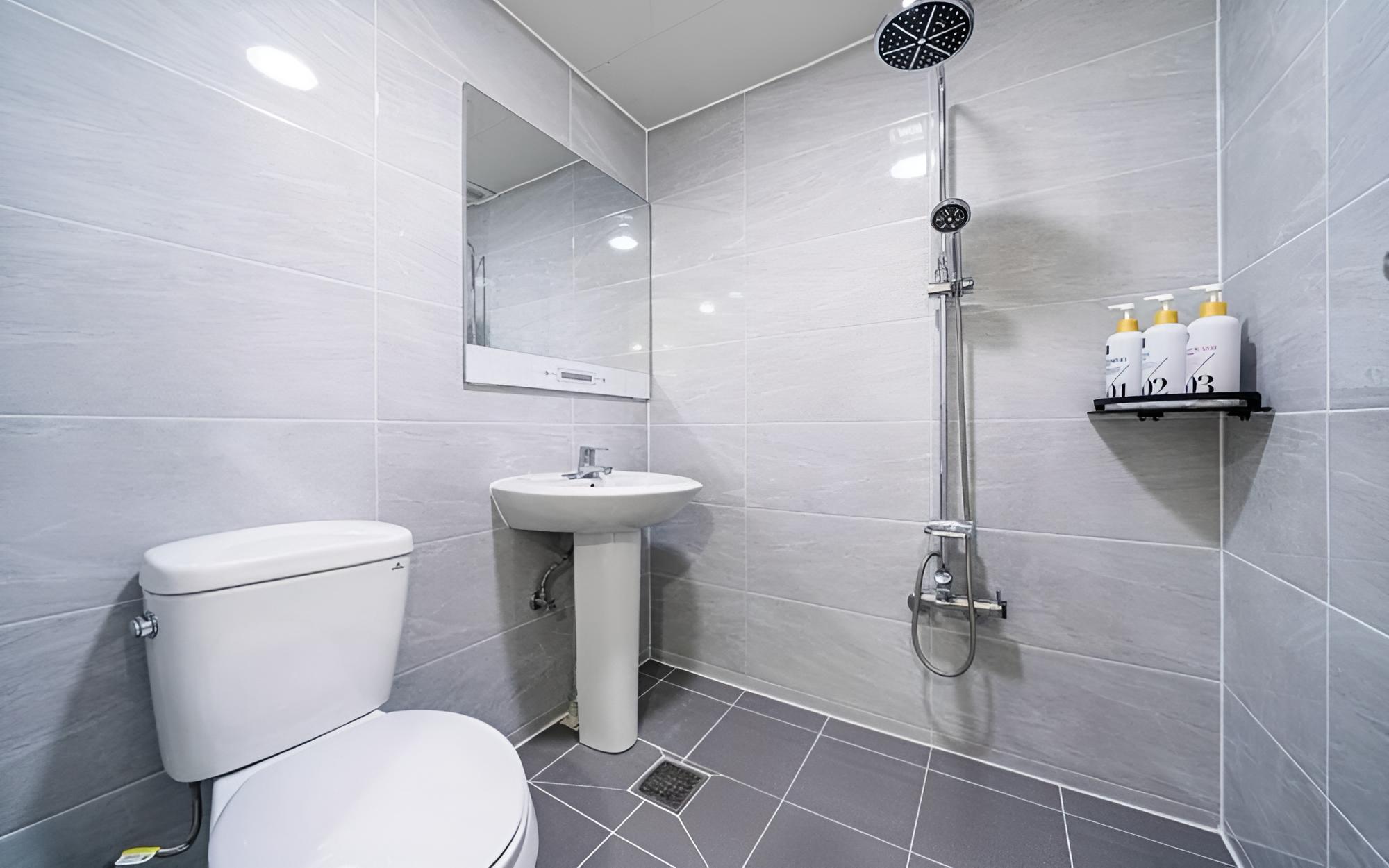 Room (Apple Mint (2 bed rooms)) - Photo 6