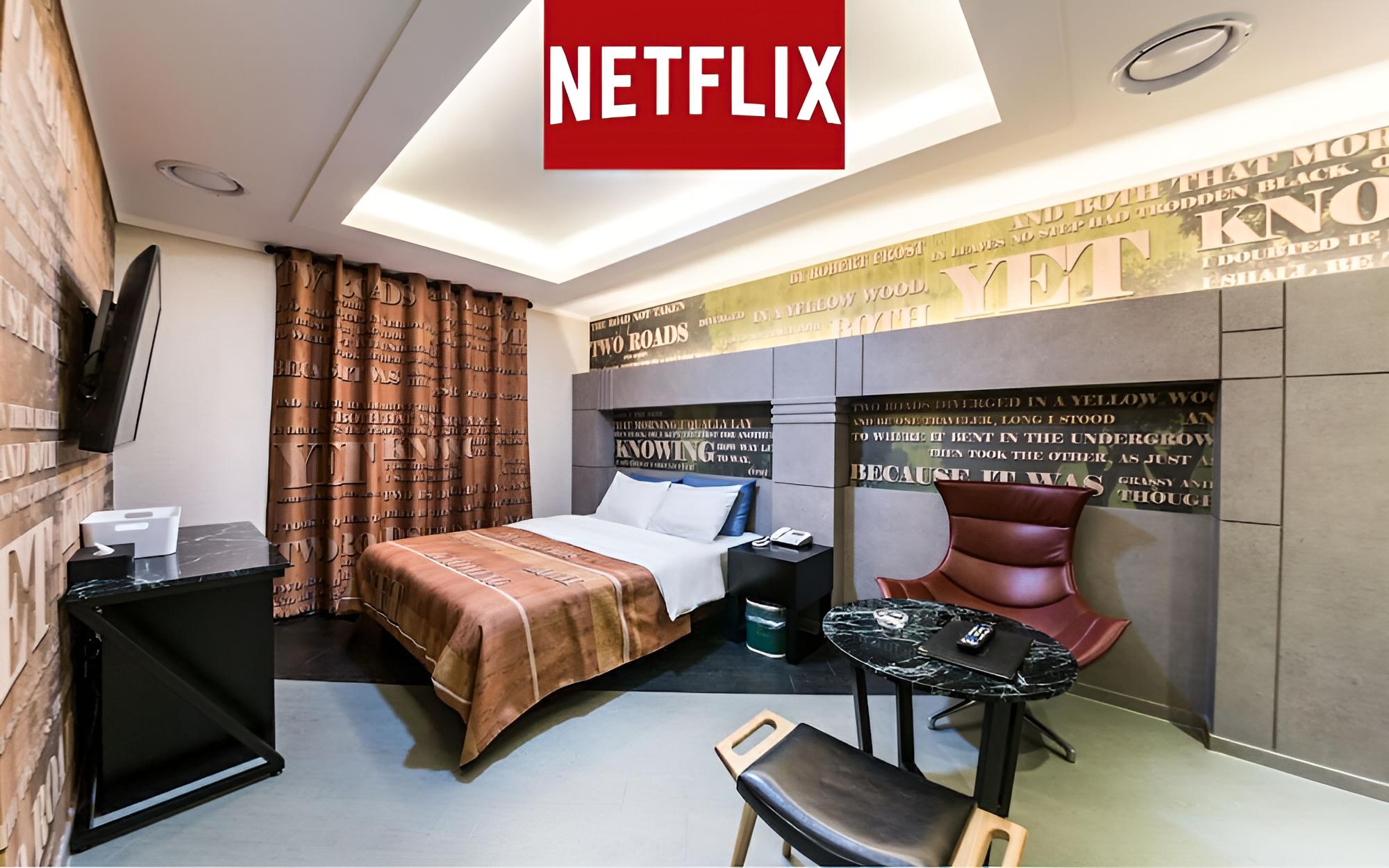 Room (Deluxe (Netflix/Disney+/TVing availab)
