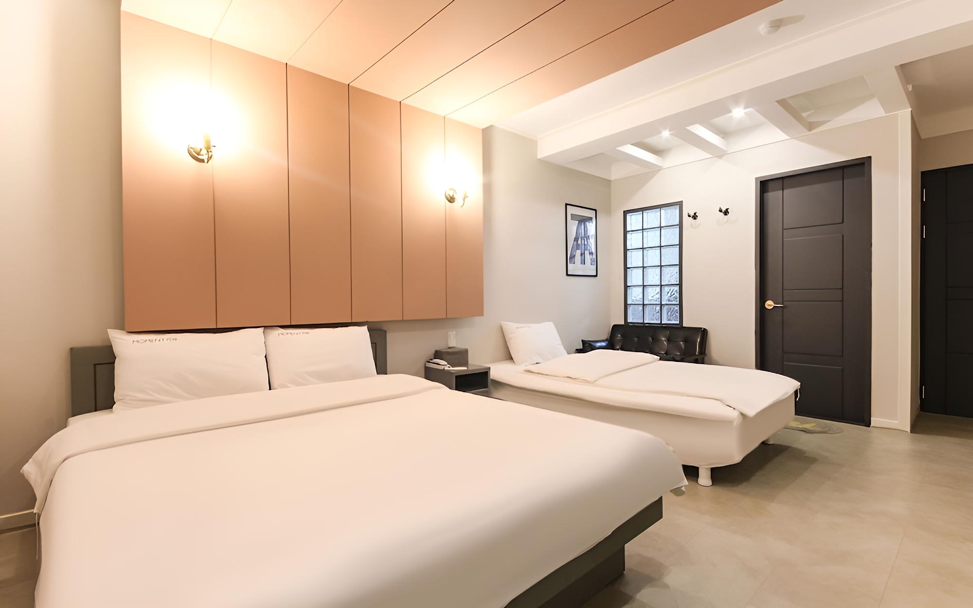 Room (Twin (non-smoking double + single Net) - Photo 7