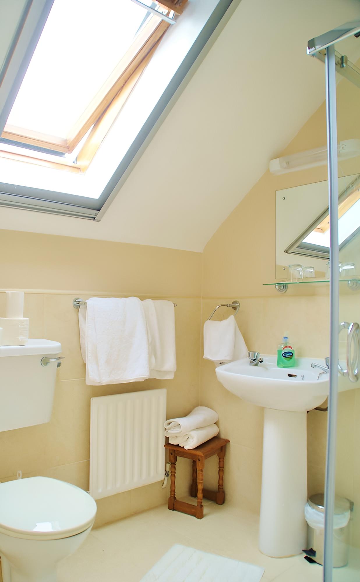 Superior Double Room, Ensuite photo 3