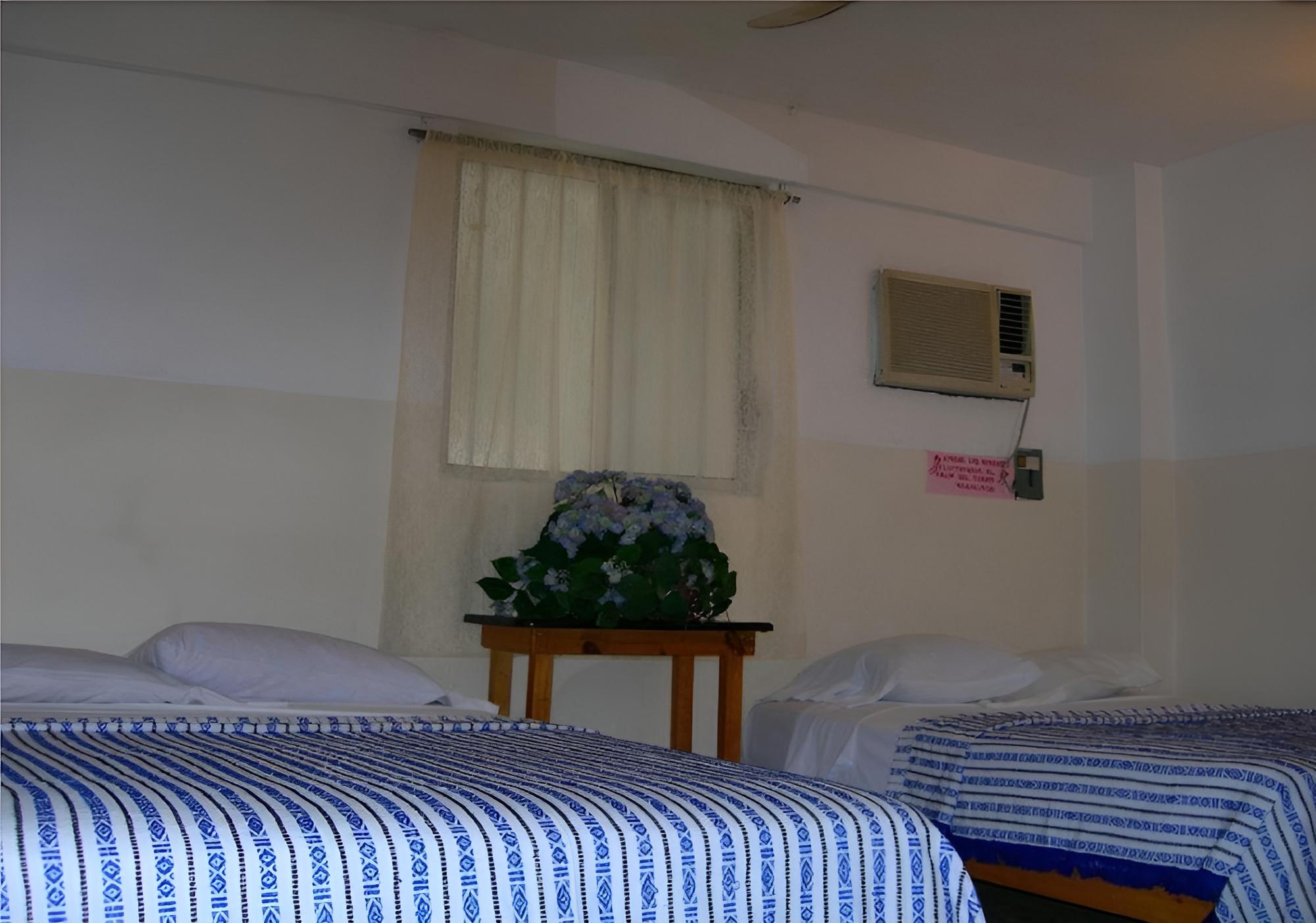Standard Room (Standard Room,  with AC) photo 2