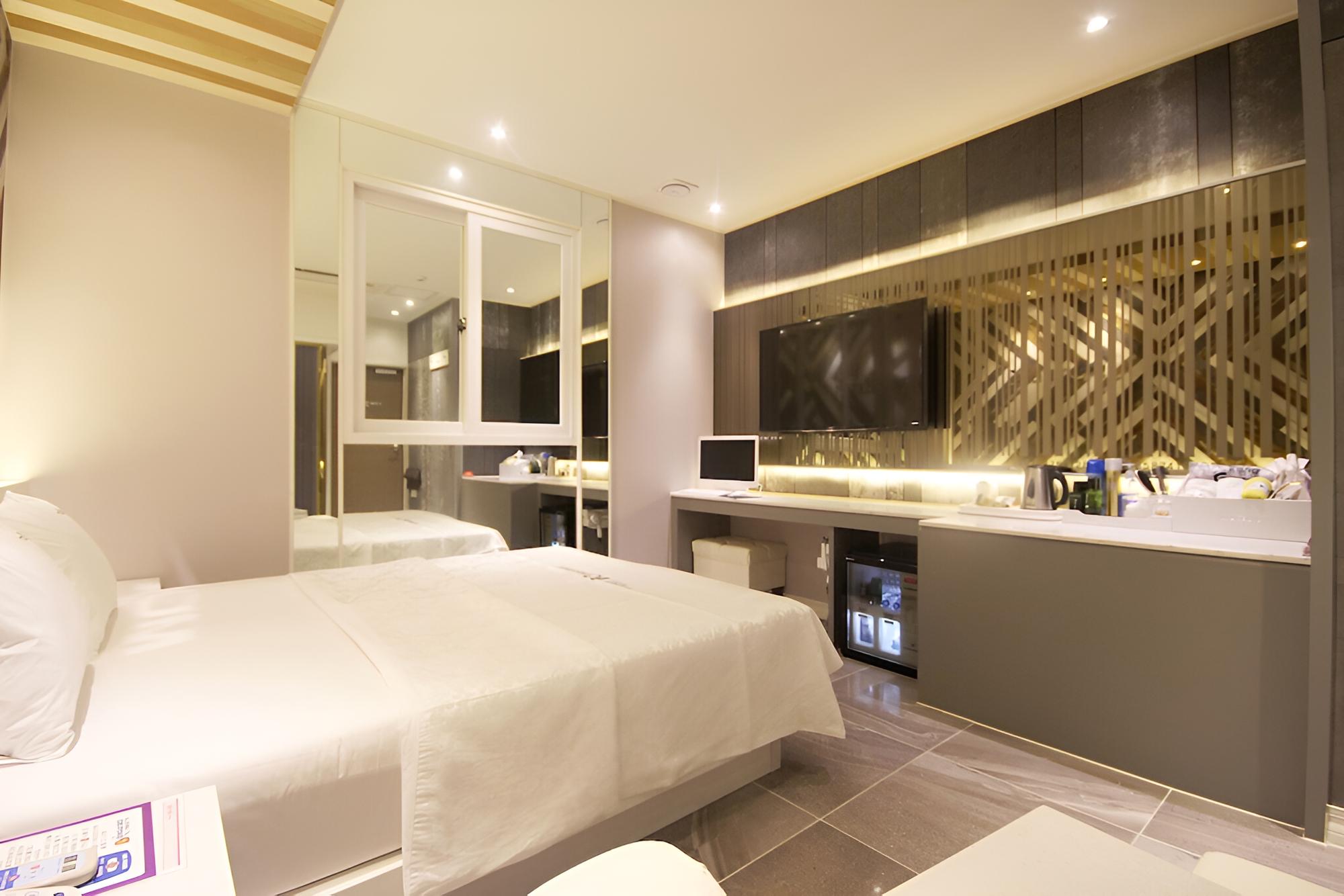 Room (VIP)