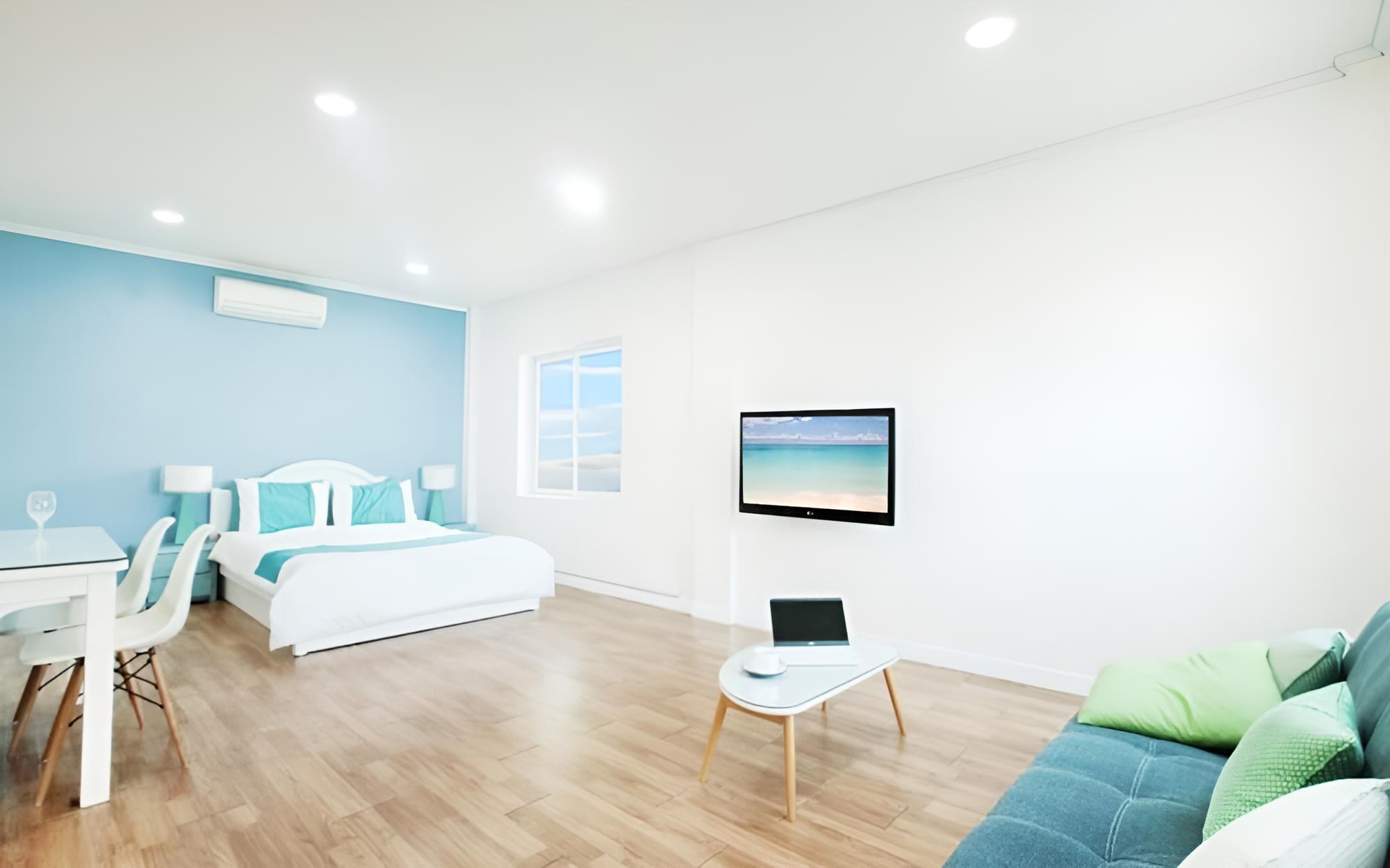Room (Daisy (1st floor ocean view)) - Photo 8