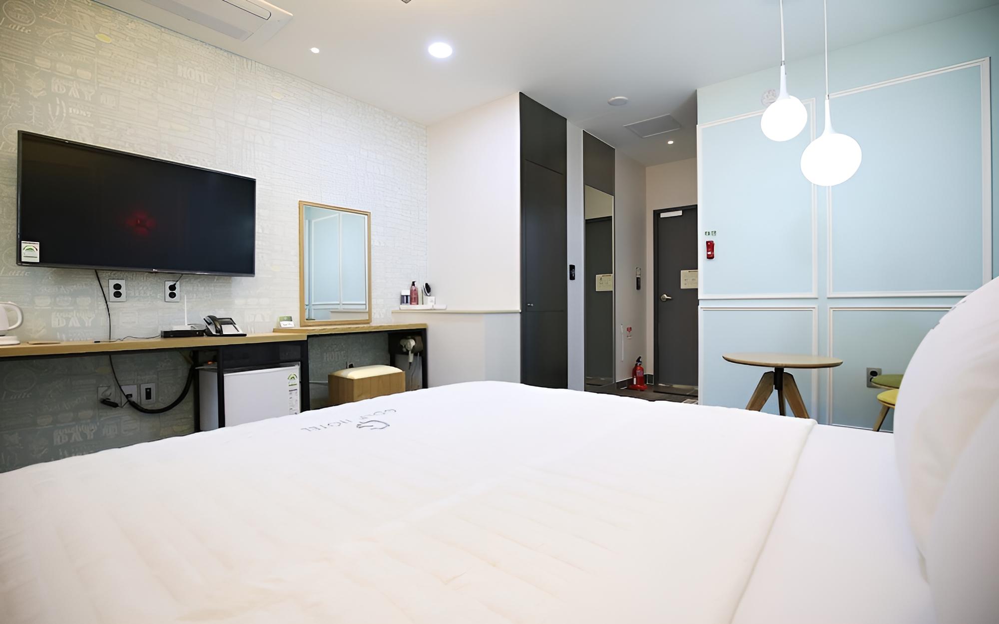 Room (Standard room) - Photo 10
