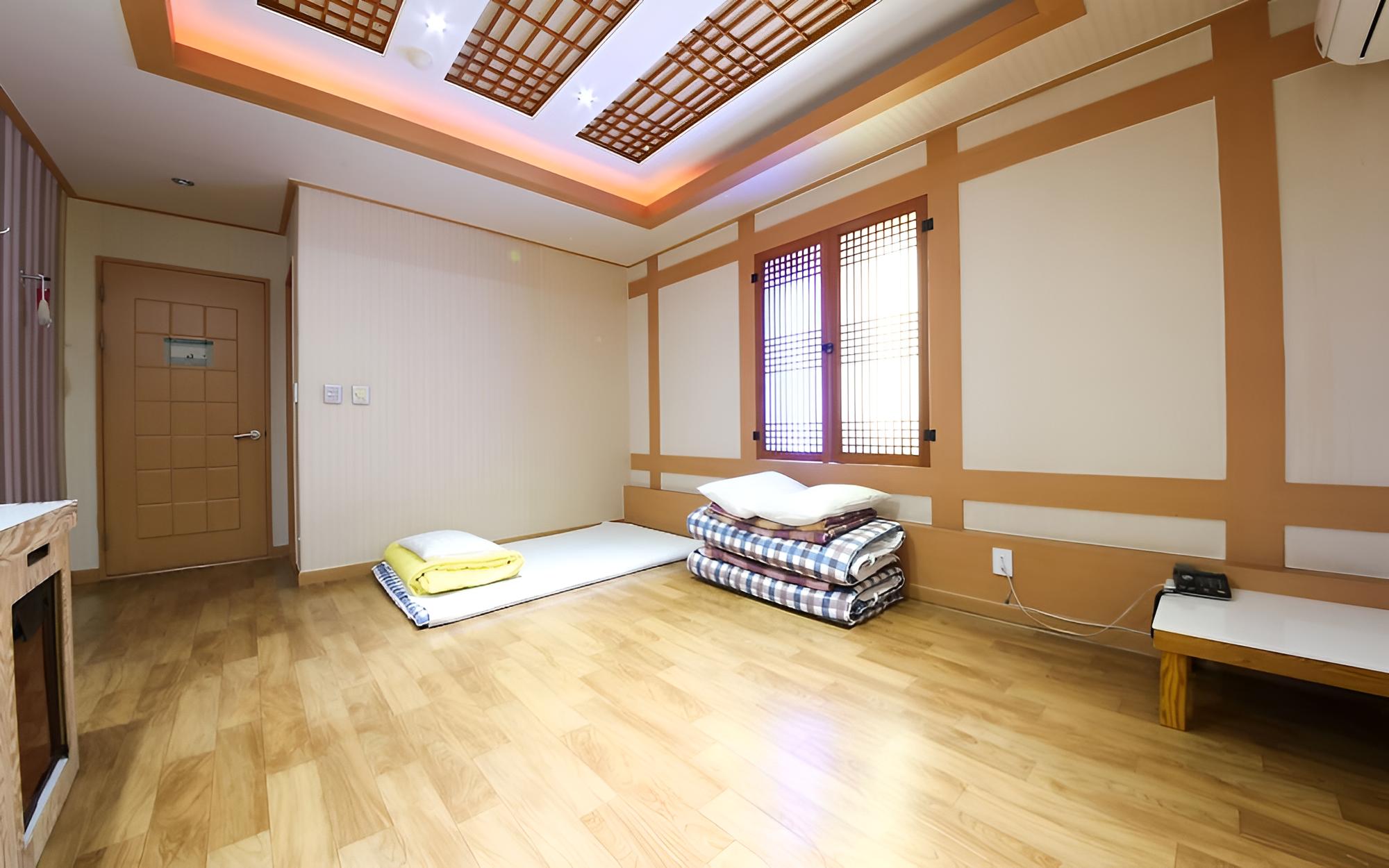 Room (On-dol) photo 3