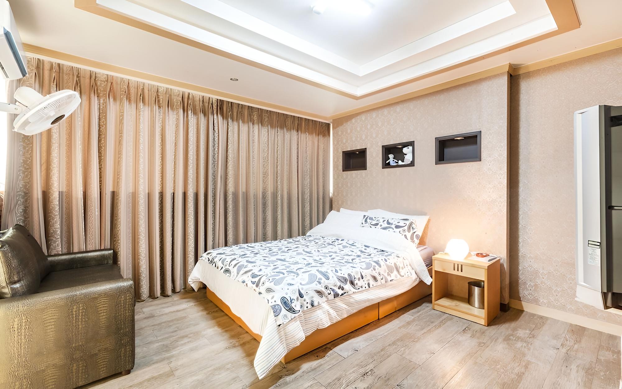 Room (Bed standard room)