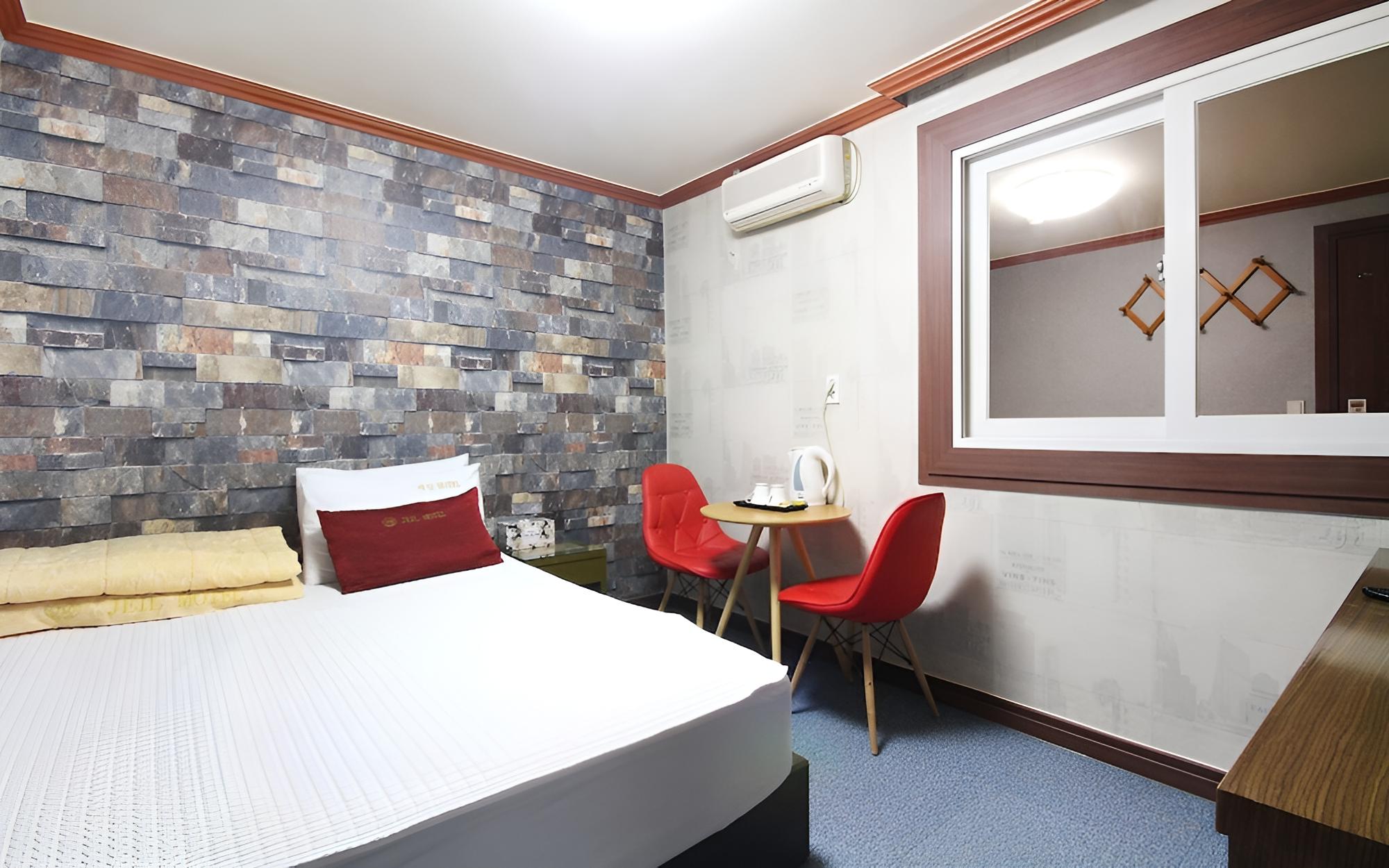 Room (Standard Room) photo 1