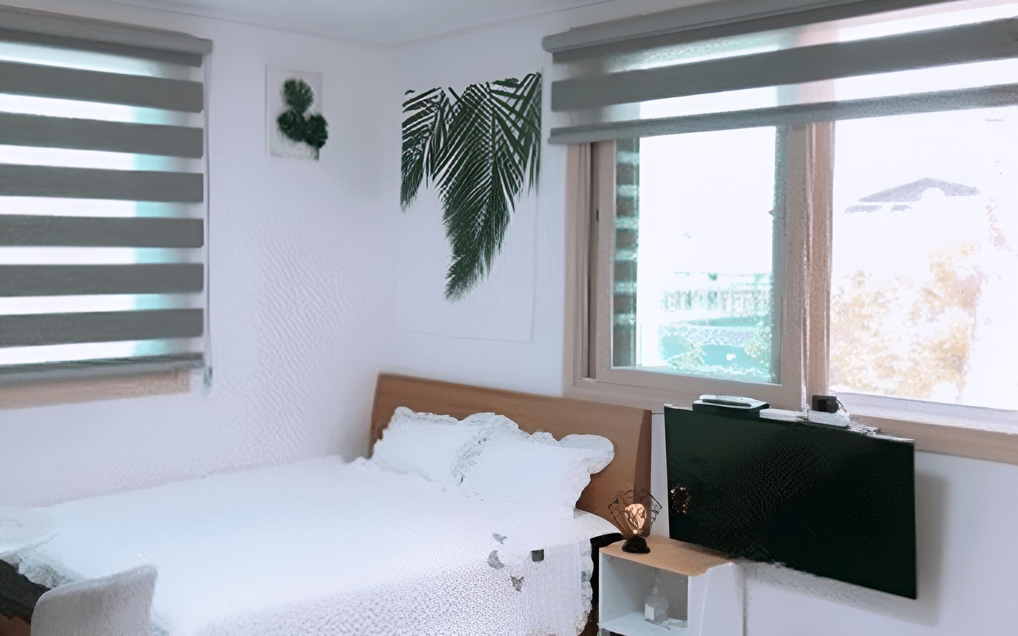 Room (Pine Tree 3)