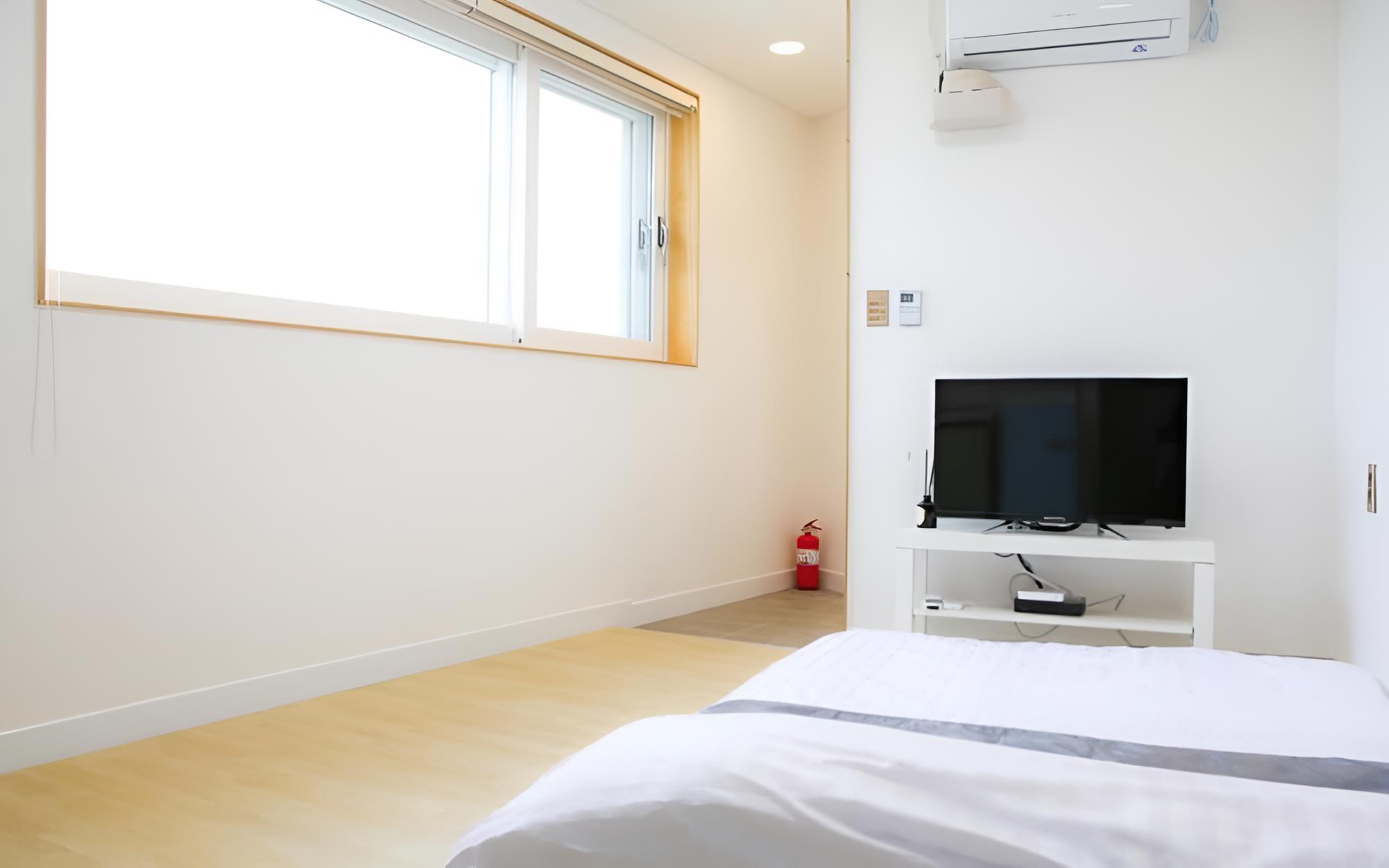Room (Hae Oreum room (two-person room))
