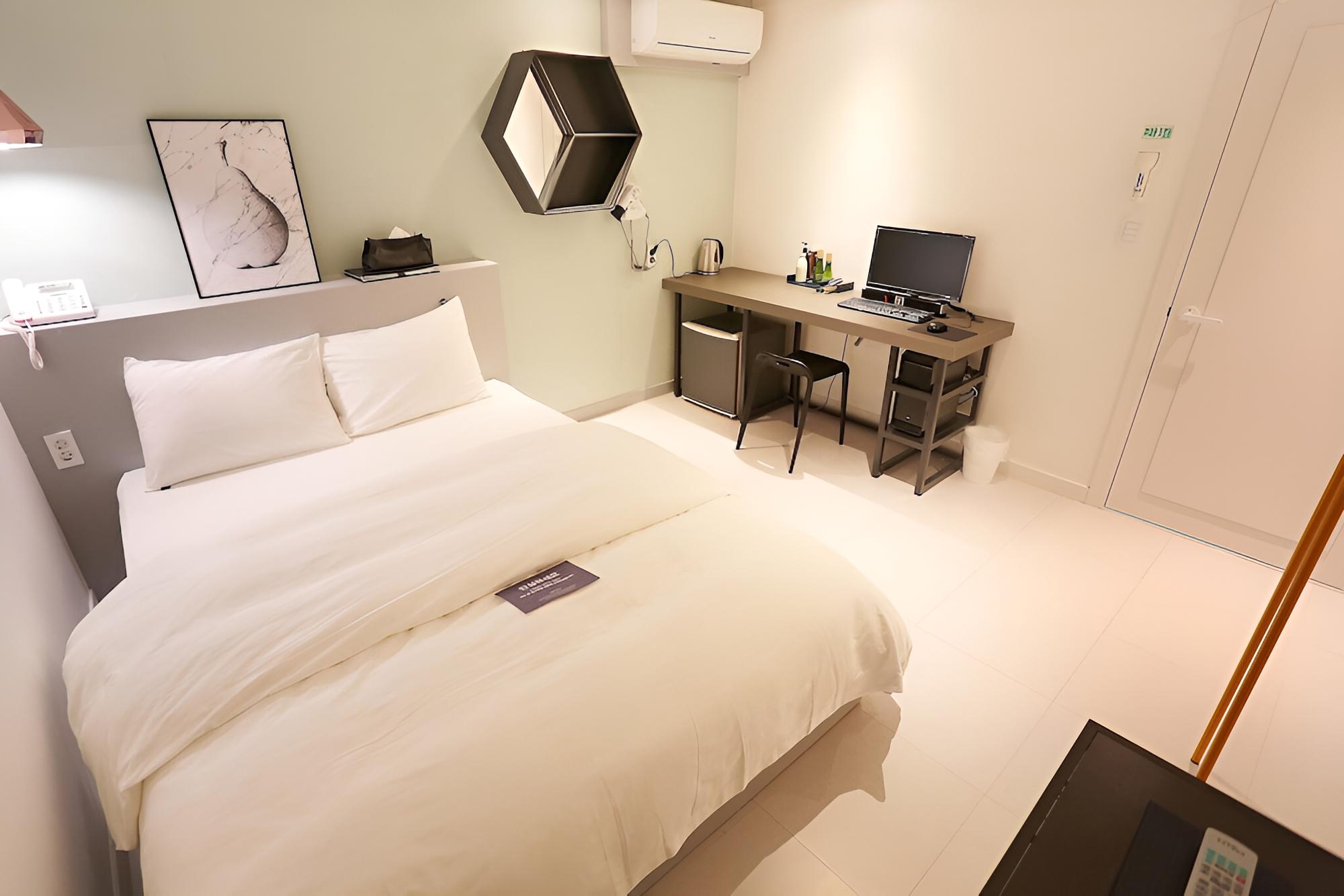 Room (Event Yam (55-inch smart TV Netflix W) photo 2