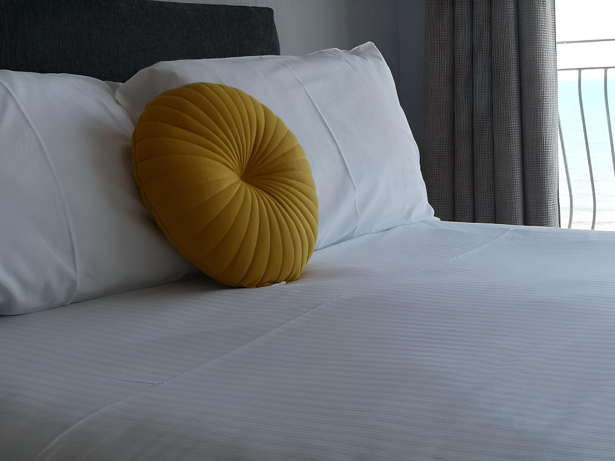 Double Room (with Balcony and Sea View)