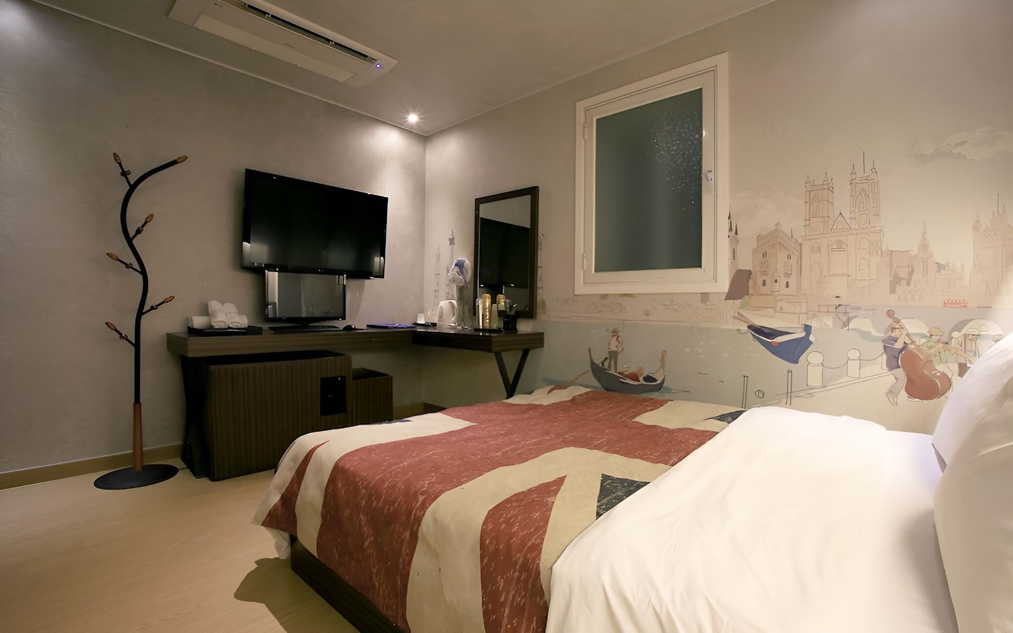 Room (Standard room) - Photo 5