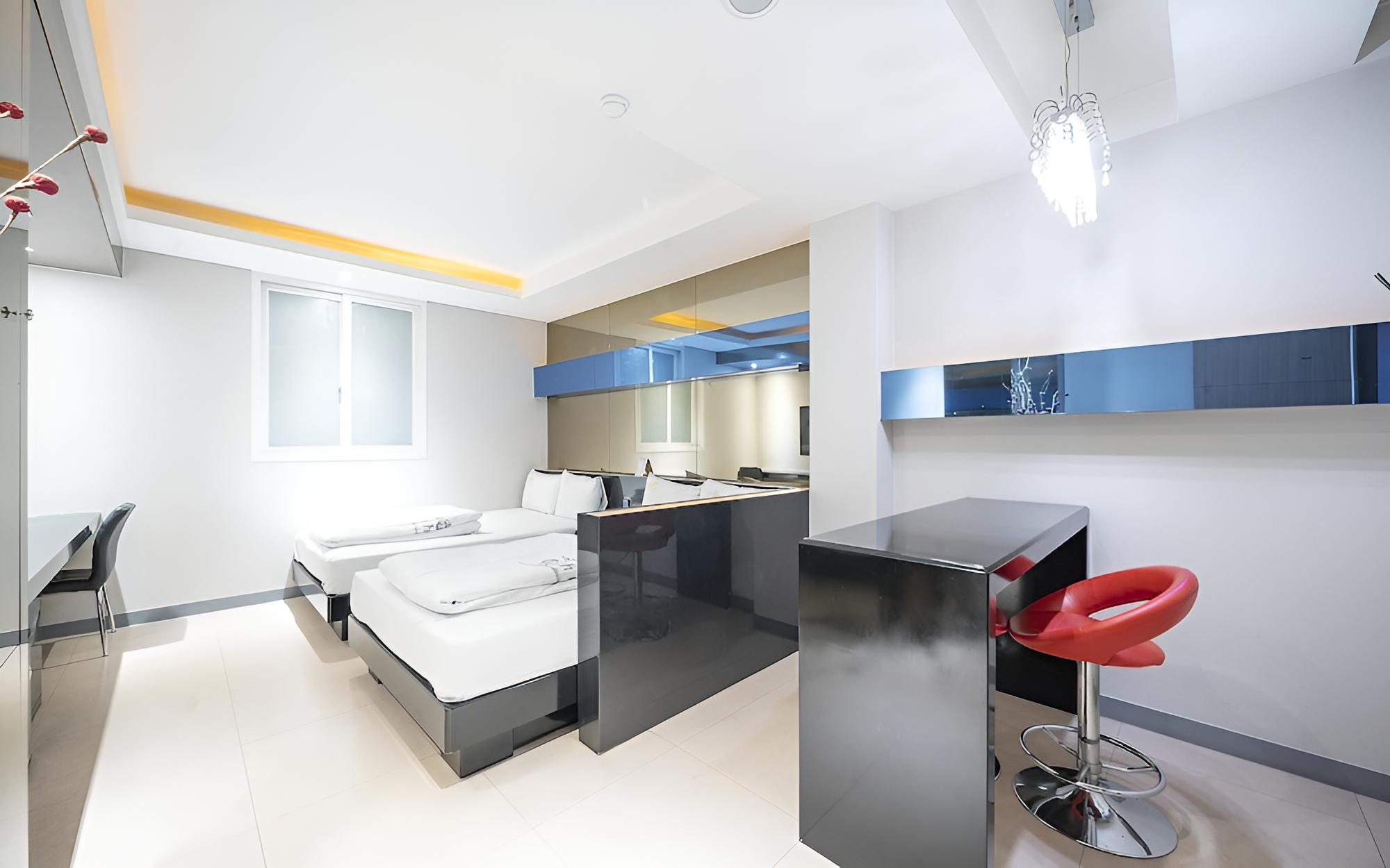 Room (Twin bed VIP (100% disinfection/sheet)