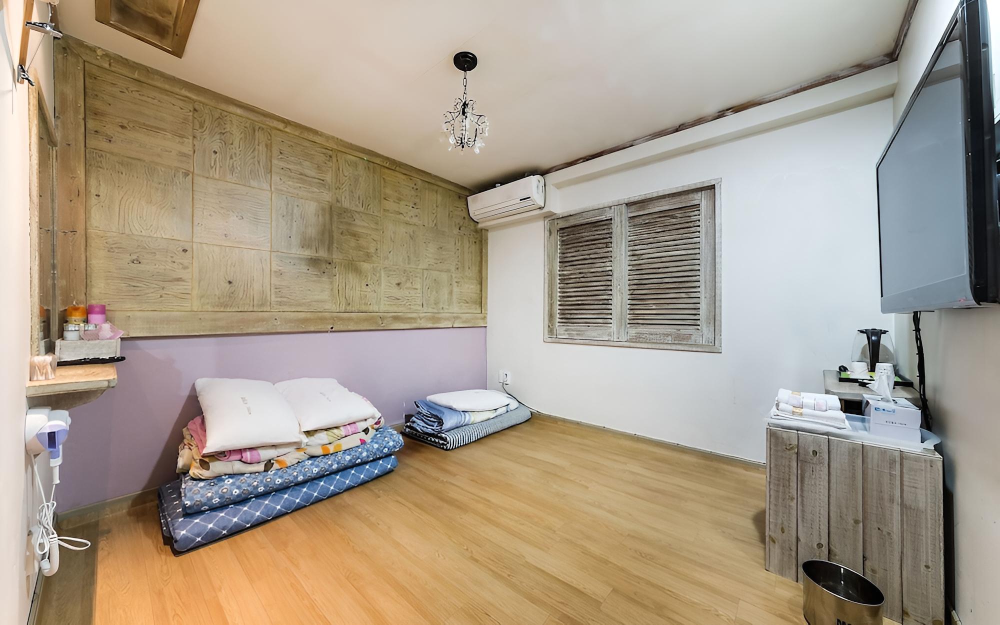 Room (On-dol)