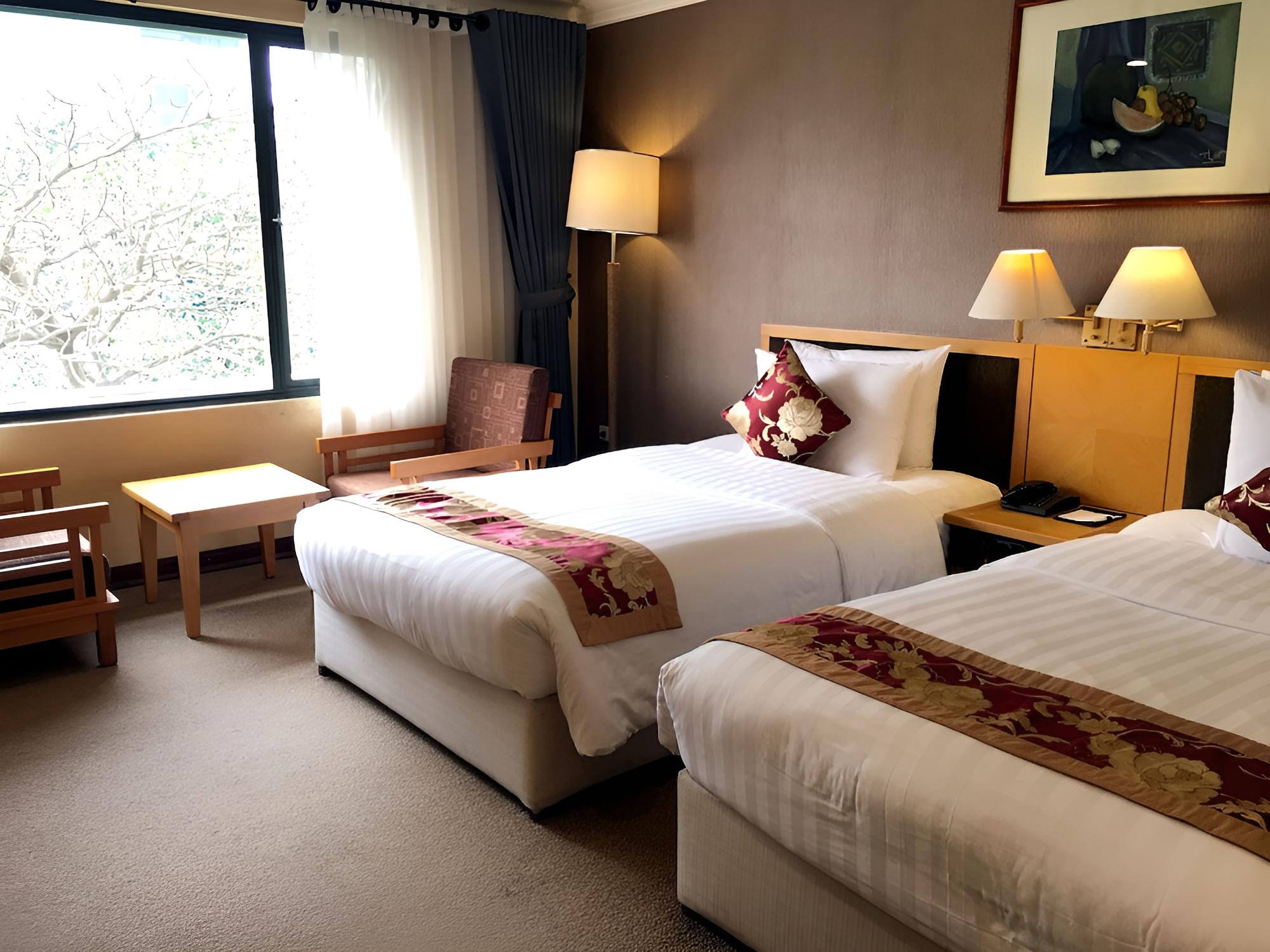 Deluxe Room, City View