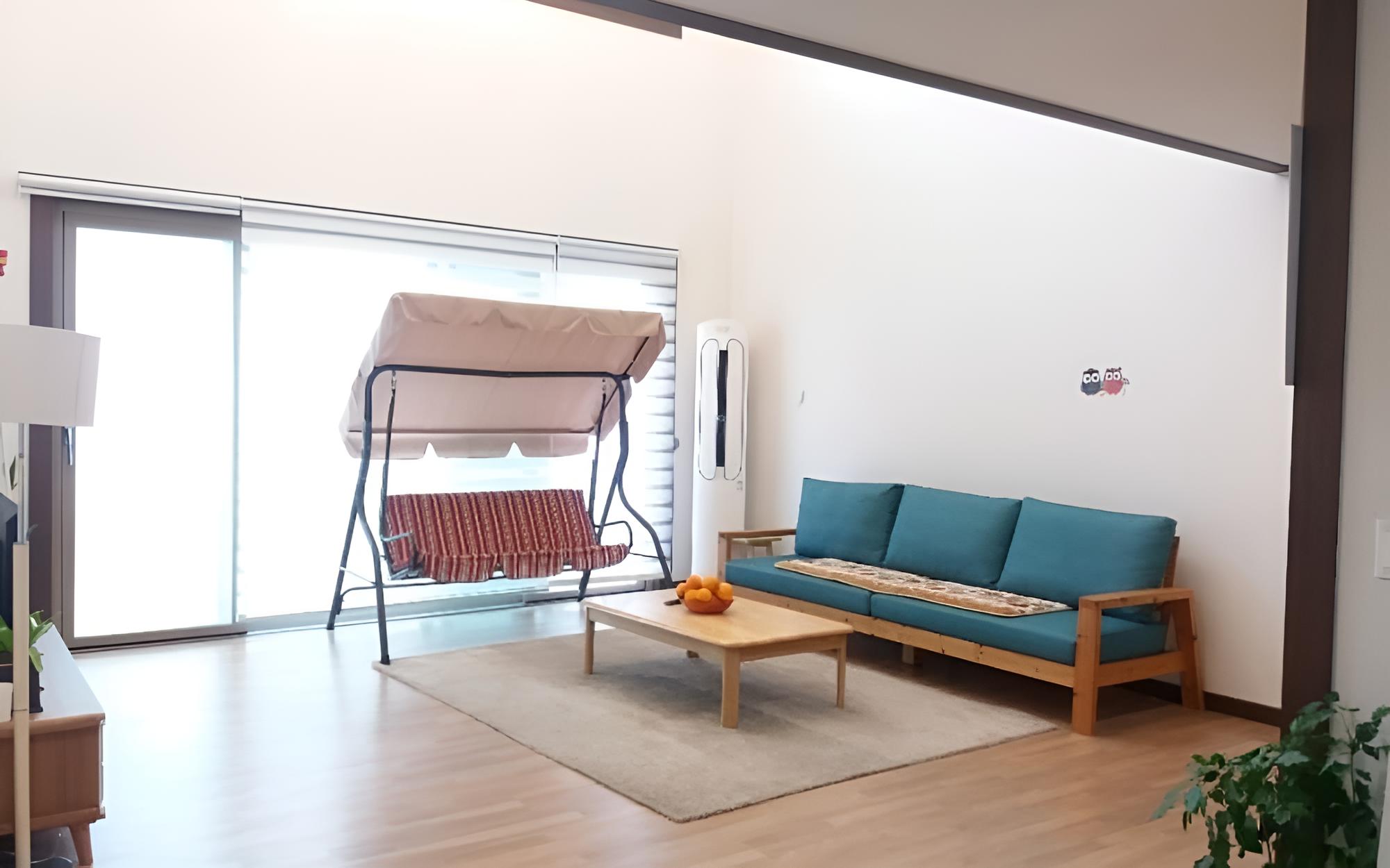 Room (Unshared House)