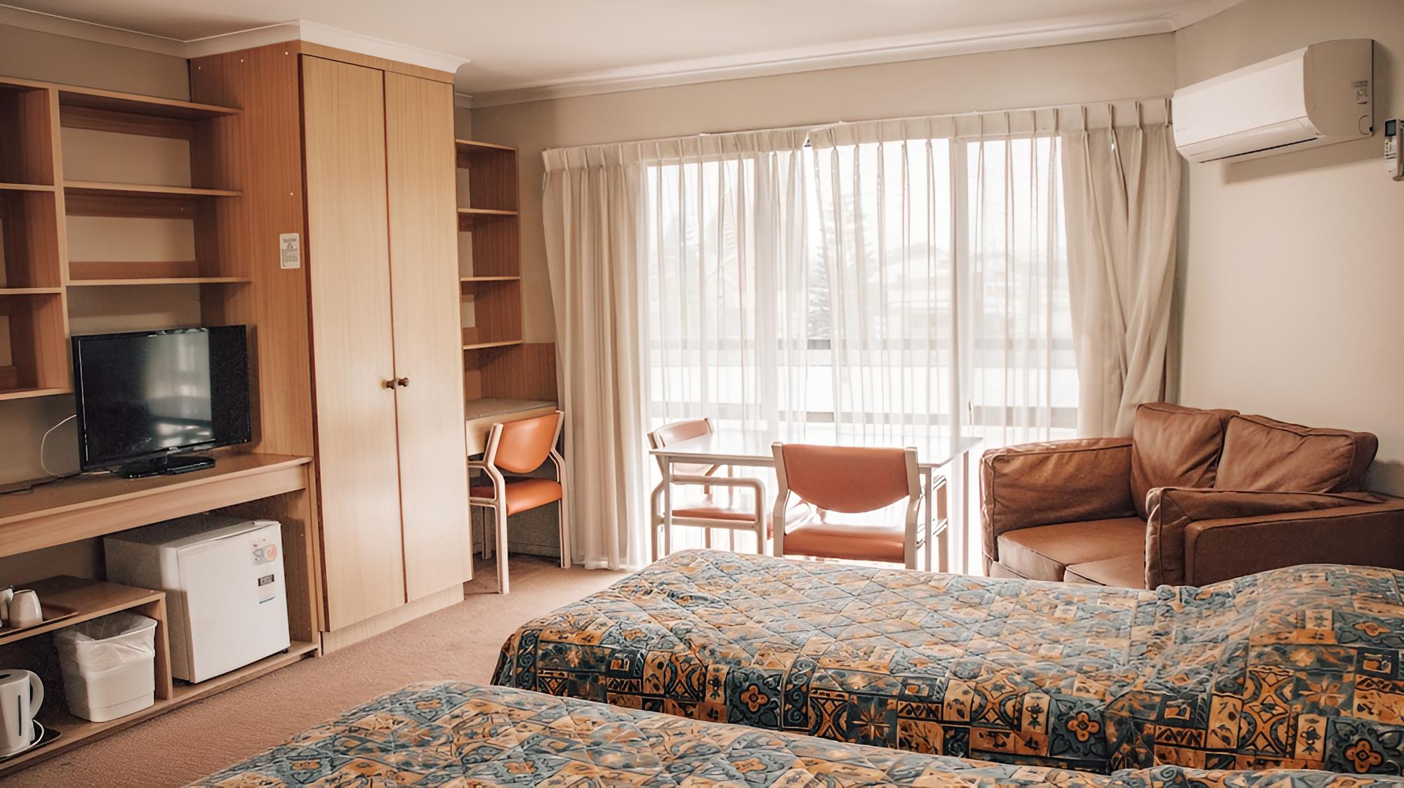 Standard Twin Room photo 2