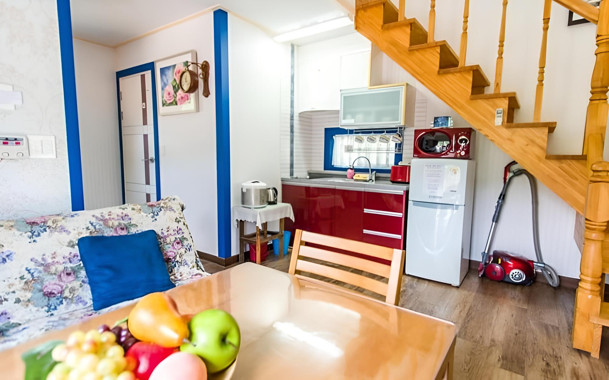 Room (Autumn Building (Unshared House Duple)