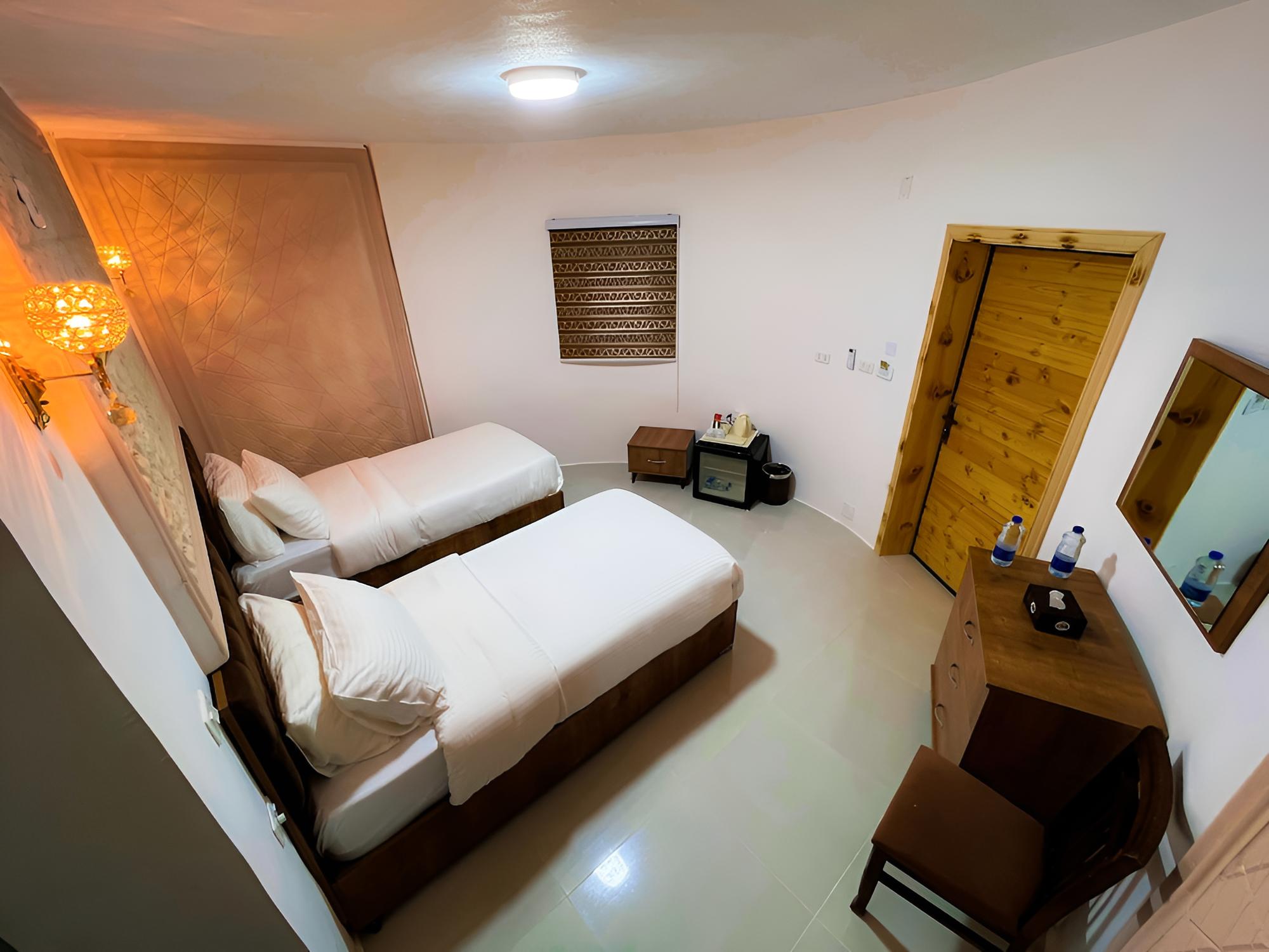 Luxury Twin Room, 2 Twin Beds photo 2