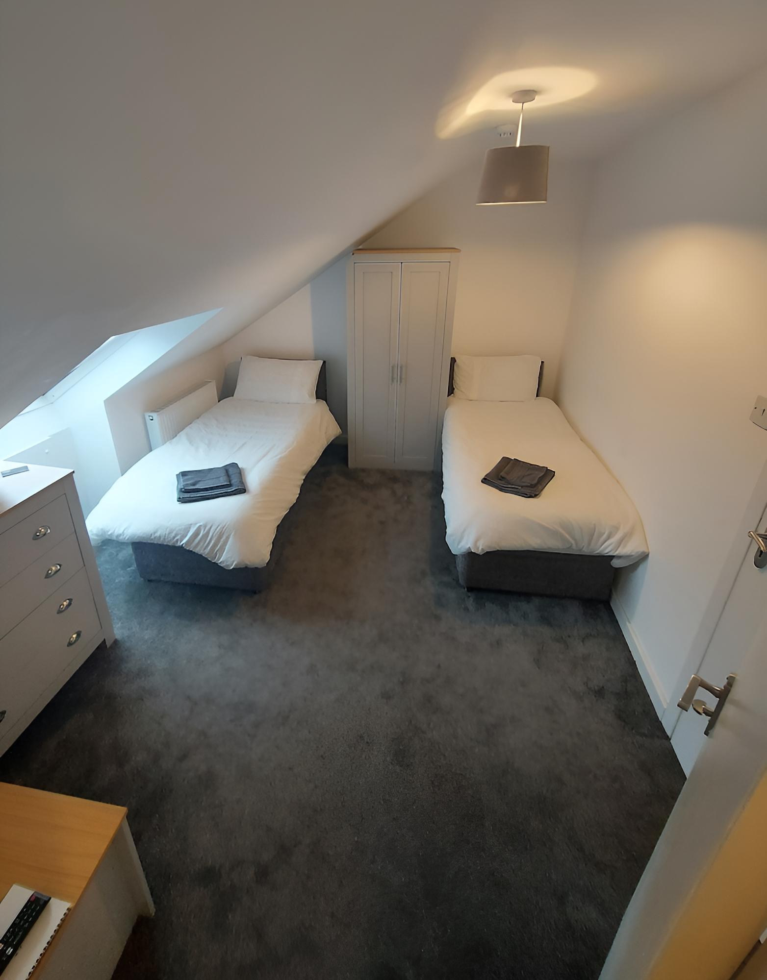 Basic Room photo 2