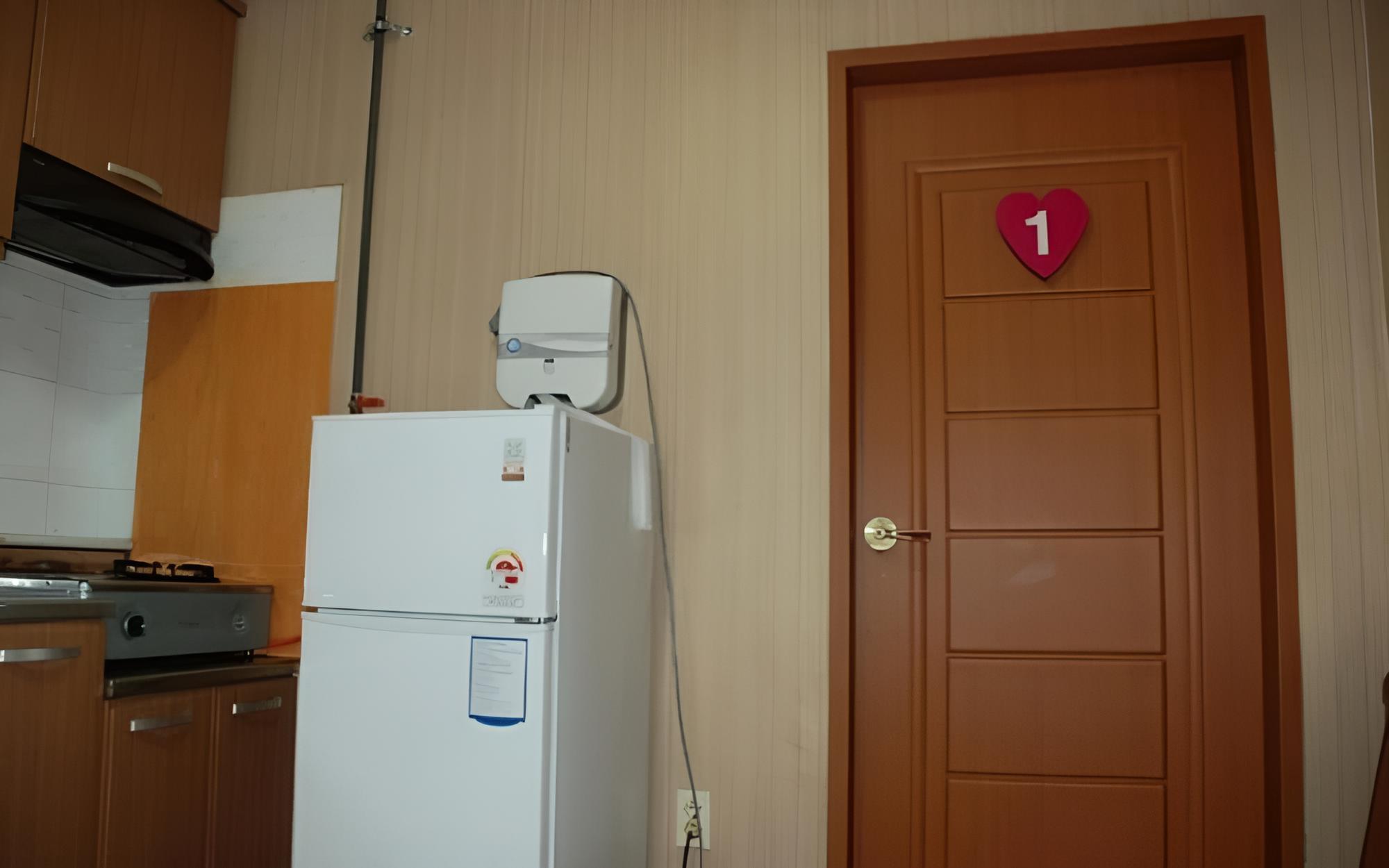Room (Sound of water) photo 2