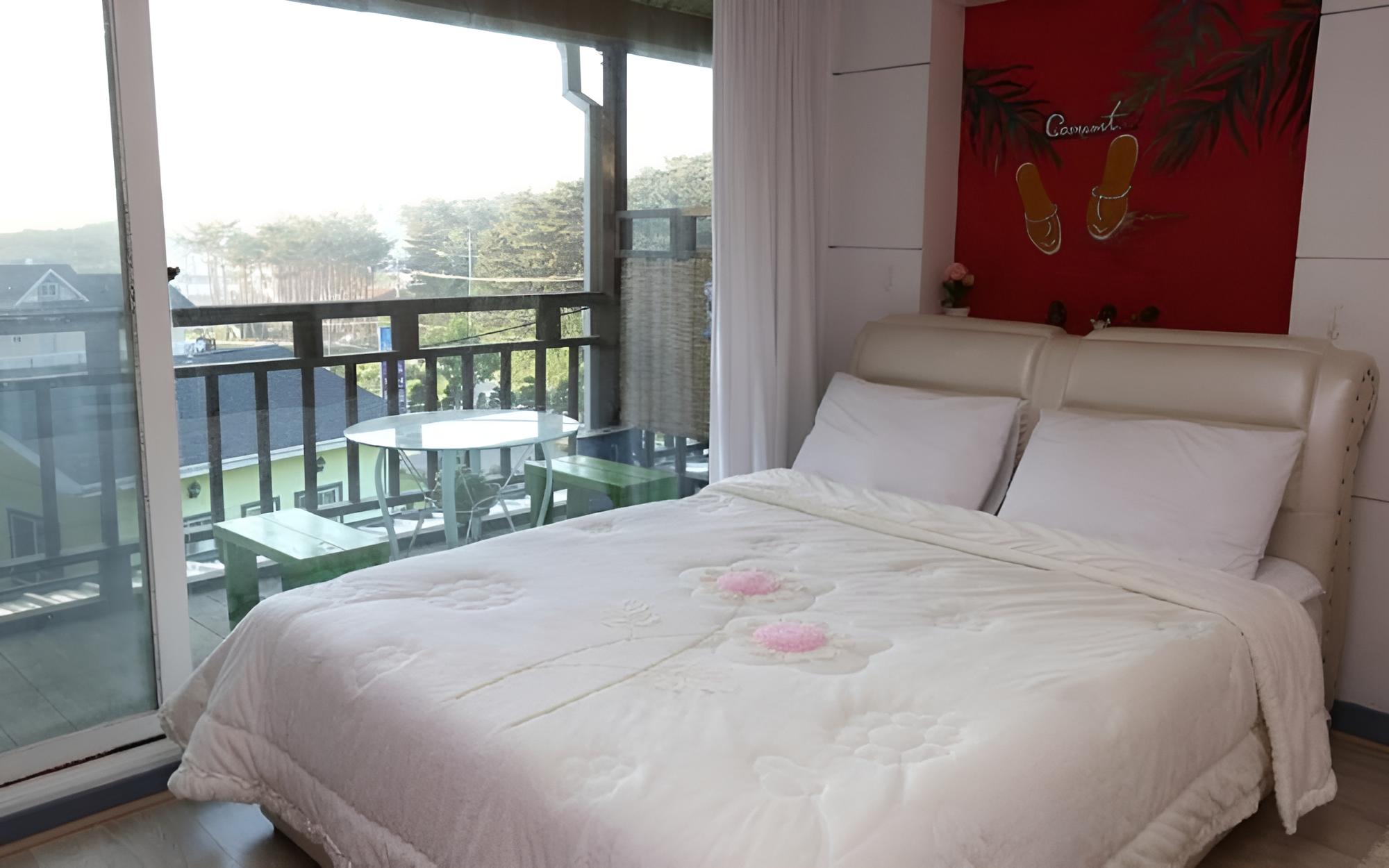 Room (Wind)