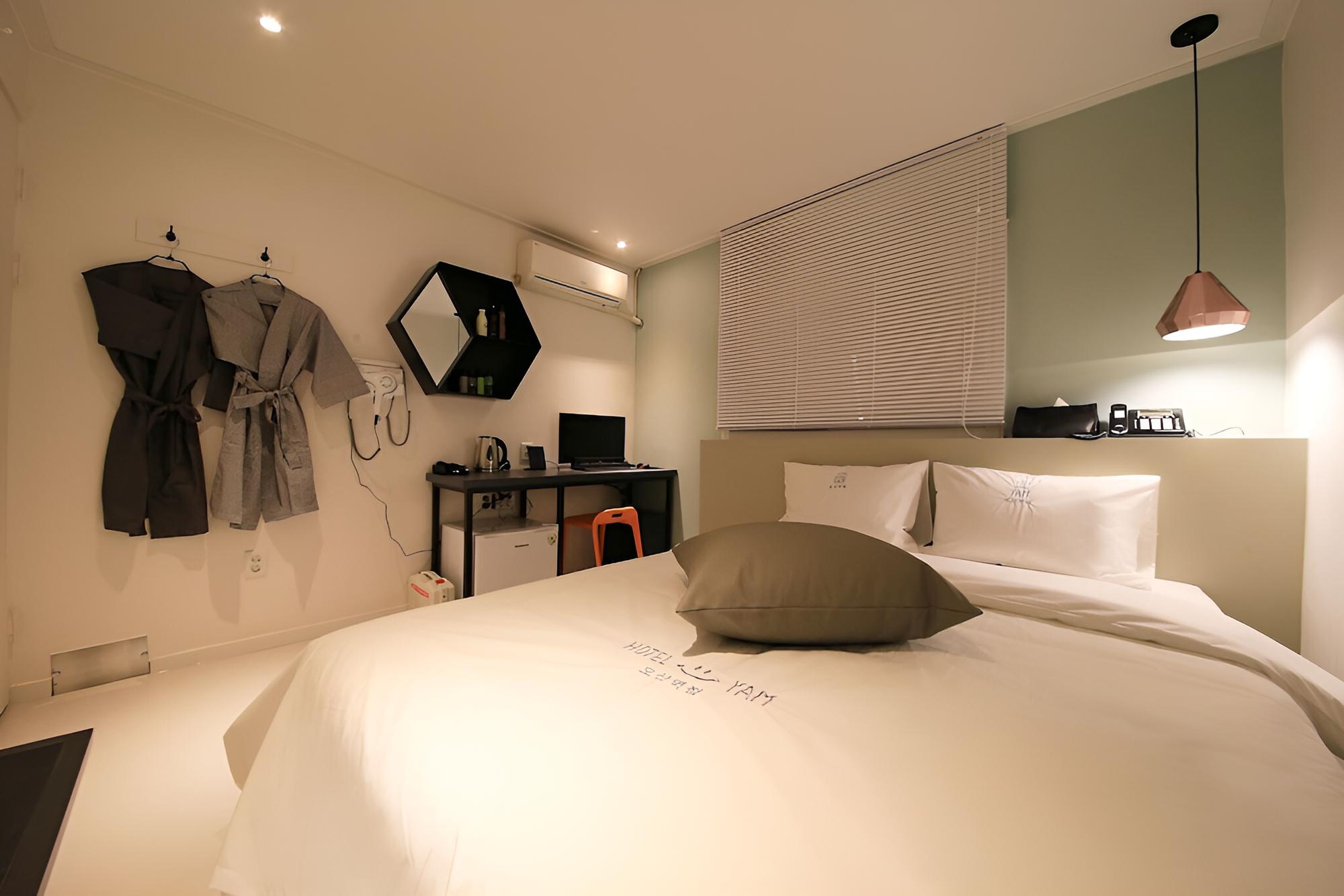 Room (Standard Mini)