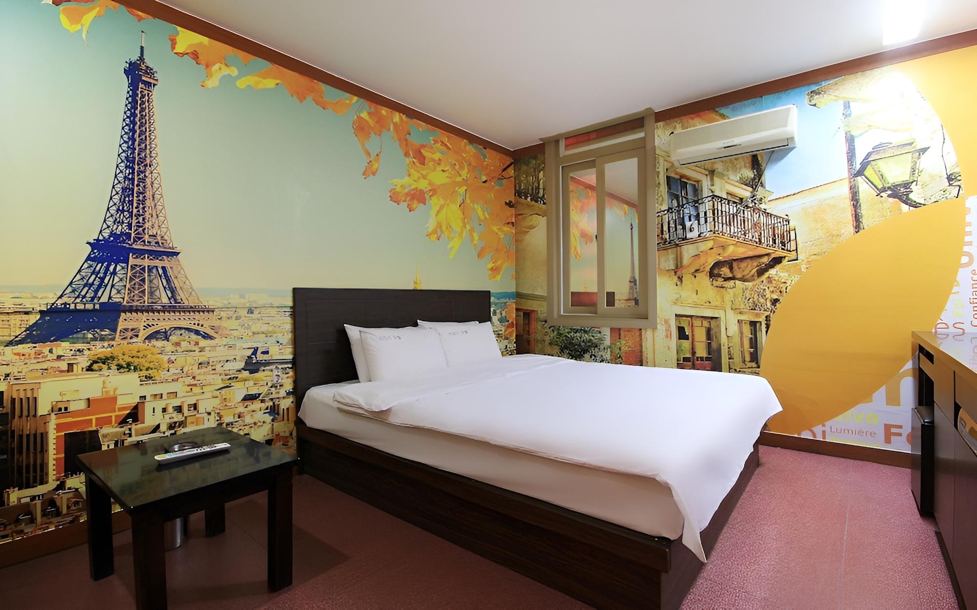 Room (Standard Room)