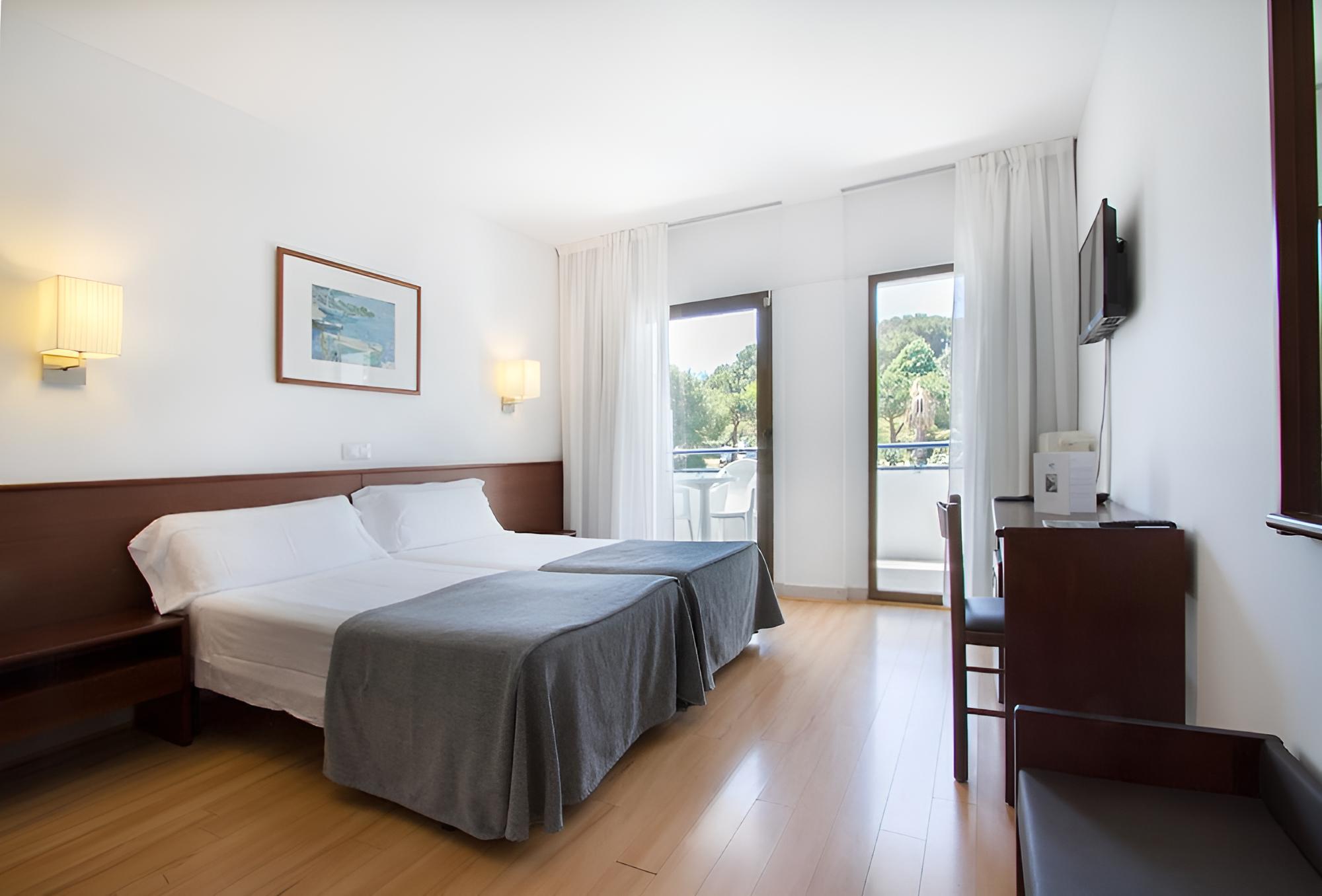 Triple Room (3 adults)