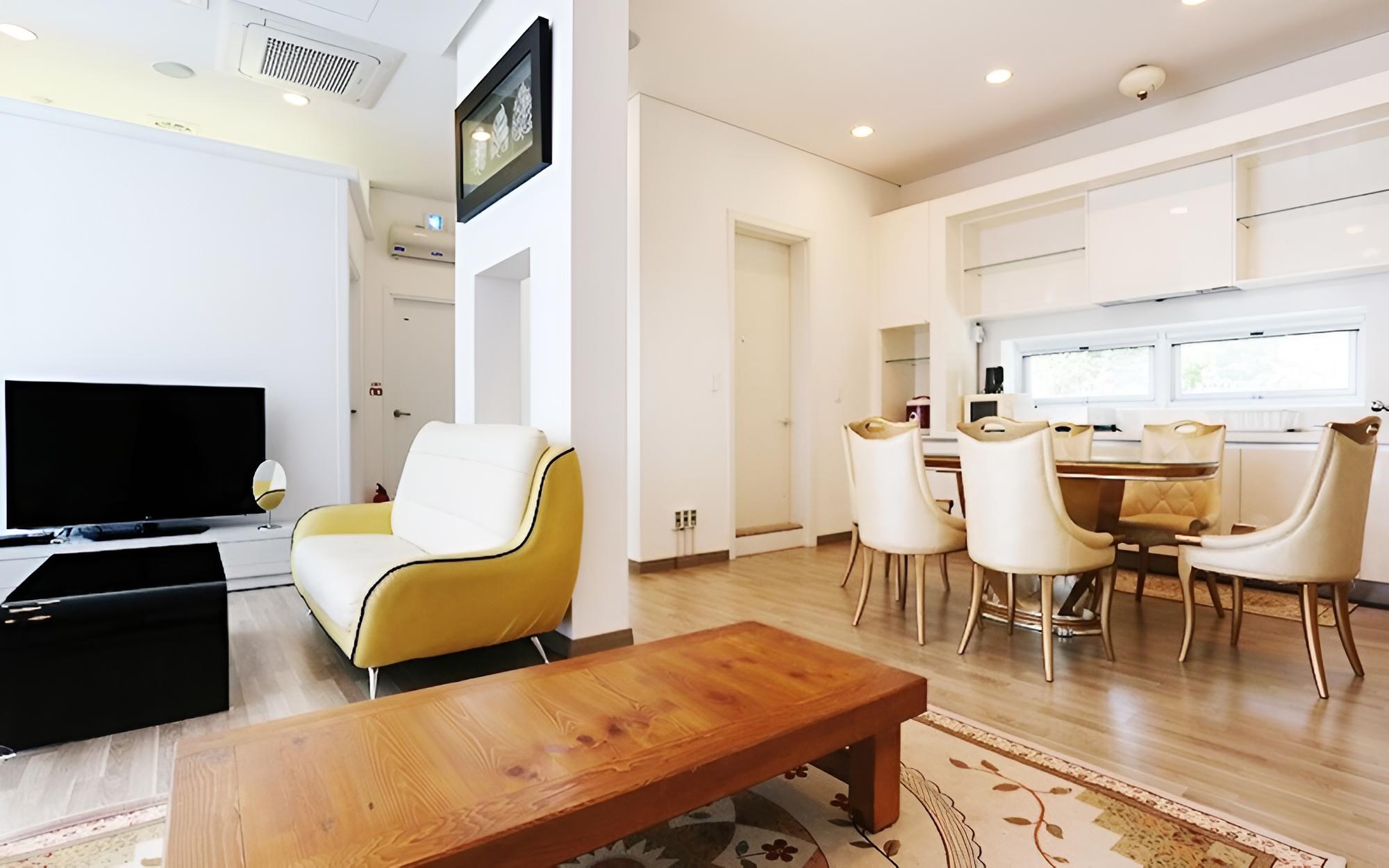 Room (Iris (special room))