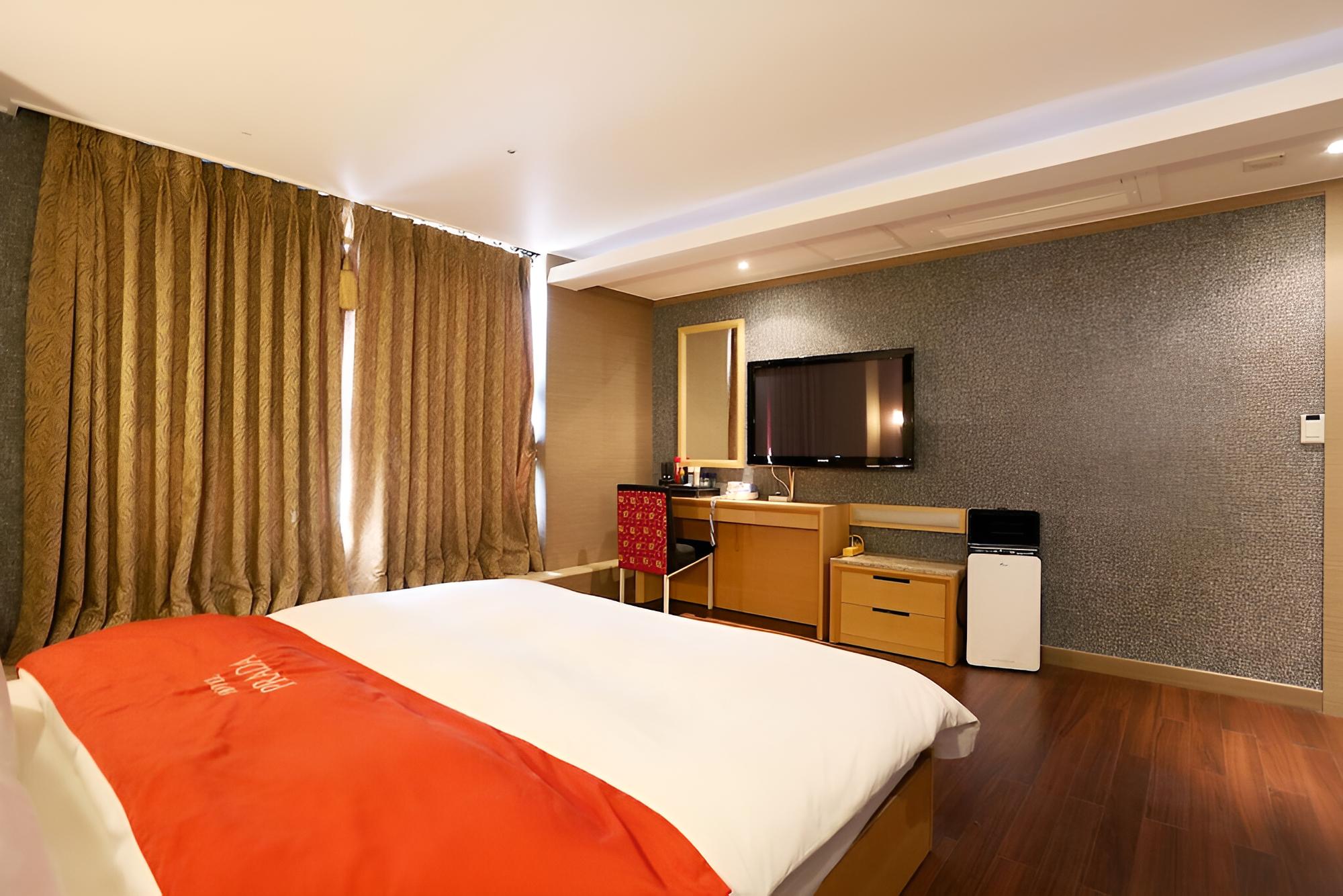 Room (Special Room)