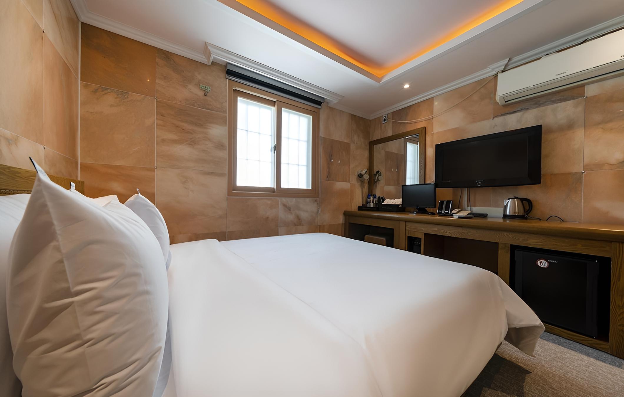 Room (Standard)